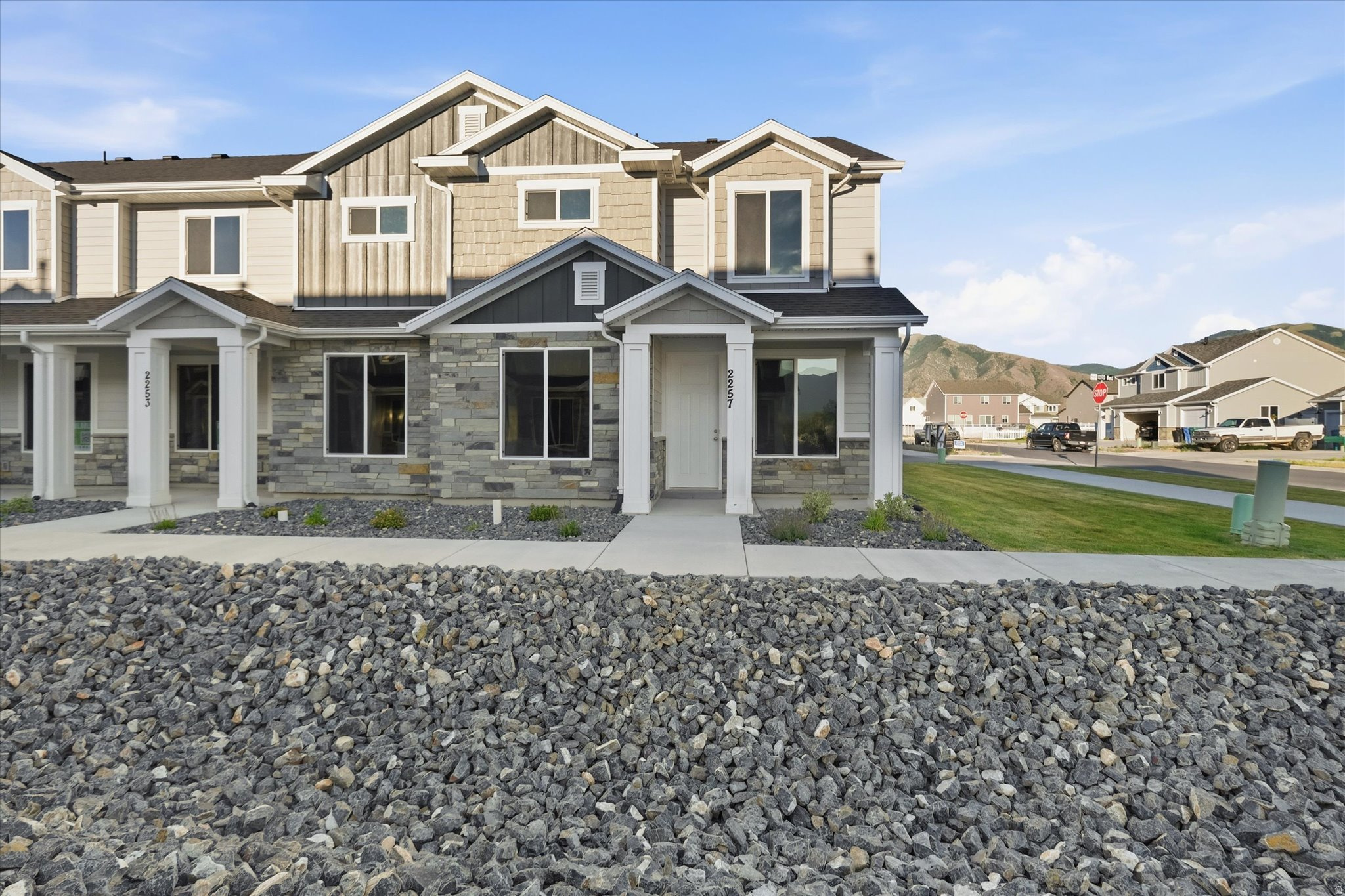 FIREFLY ESTATES - Residential