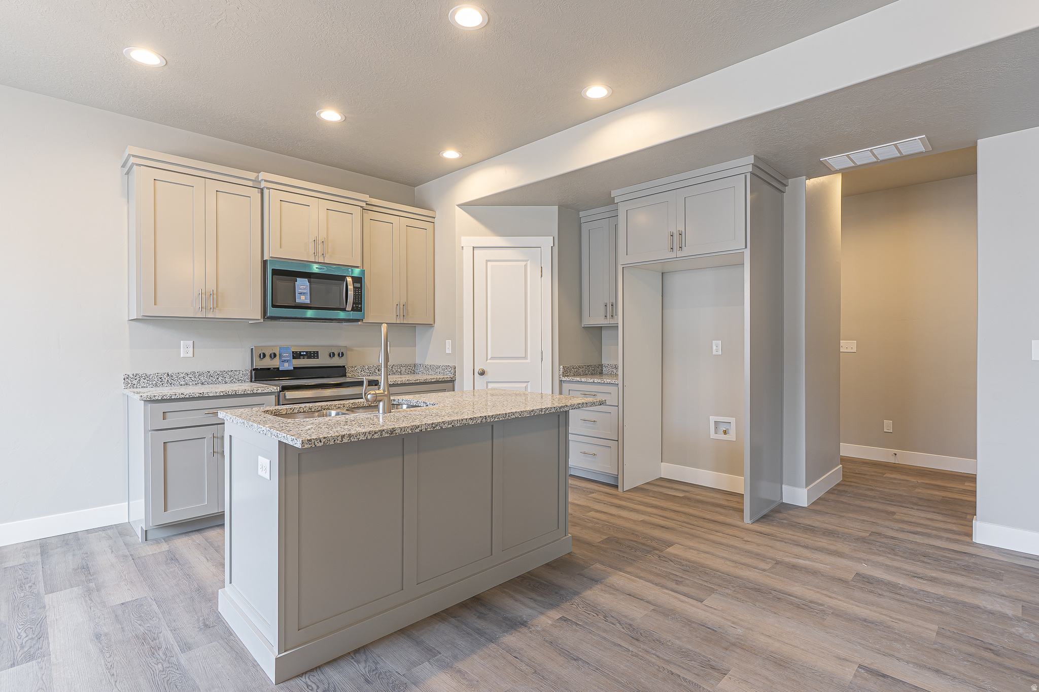 FIREFLY ESTATES - Residential