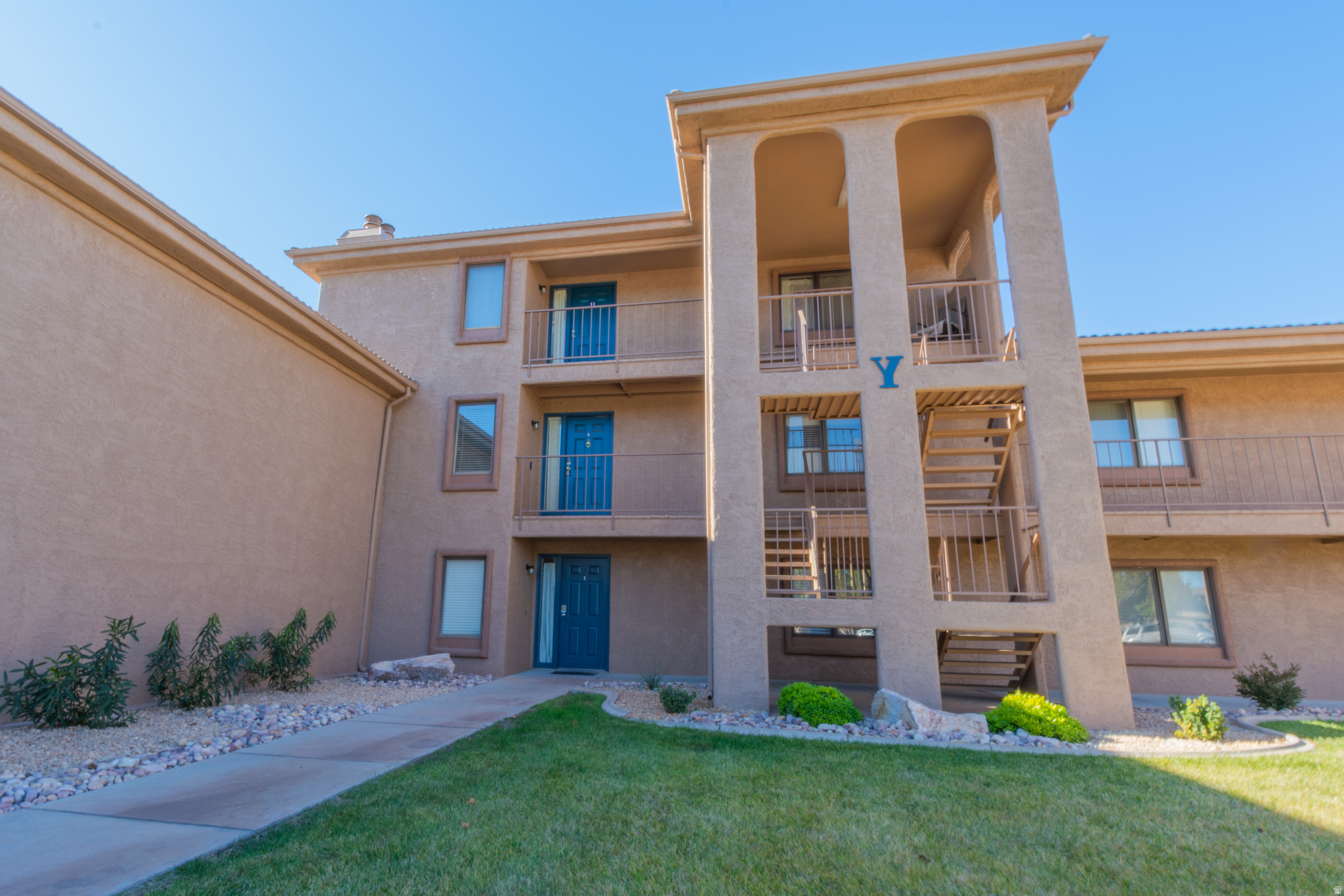 **Dont forget to check out our 3D tour. Welcome to the perfect getaway in St. George, Utah! This charming 2-bedroom, 2-bathroom condo is an Airbnb gem that offers the perfect blend of comfort, convenience, and breathtaking scenery. With enough space to sleep up to 9 guests, it's ideal for families, friends, or small groups looking to relax and explore. Tasteful updates have been done over recent years to make the property truly turn-key. The Home boasts an open-concept living area with a fully equipped kitchen, cozy seating, and large windows that showcase stunning views of St. George's red rocks. Both bedrooms are spacious and inviting. Enjoy the resort-style amenities. 2 pools, tennis courts, basketball courts, mini golf, fitness center, volleyball and a lot more. Conveniently located near hiking trails, parks and restaurants. Don't miss out on this beauty. Super easy to rent.