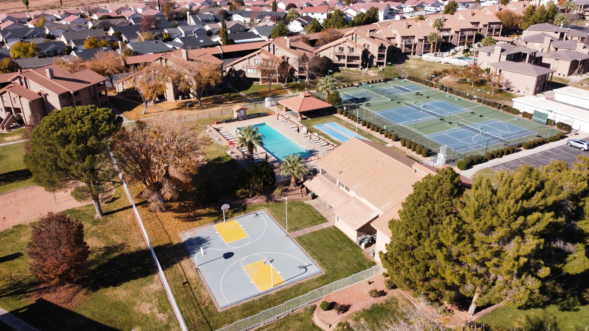 SPORTS VILLAGE 1 - Residential