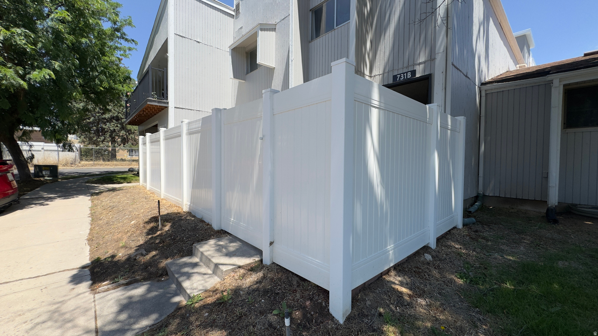 THE SUNDOWNER CONDOMINIUMS - Residential
