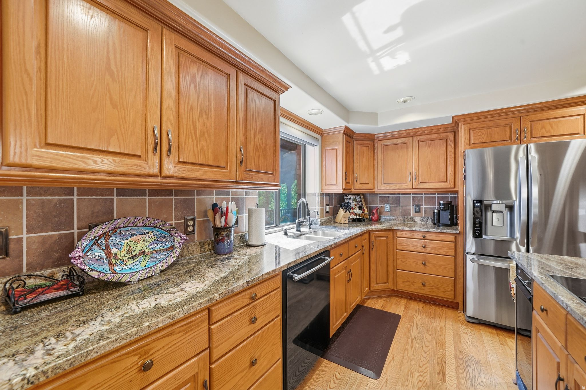 HIDDEN VALLEY COUNTRY CLUB ESTATES - Residential