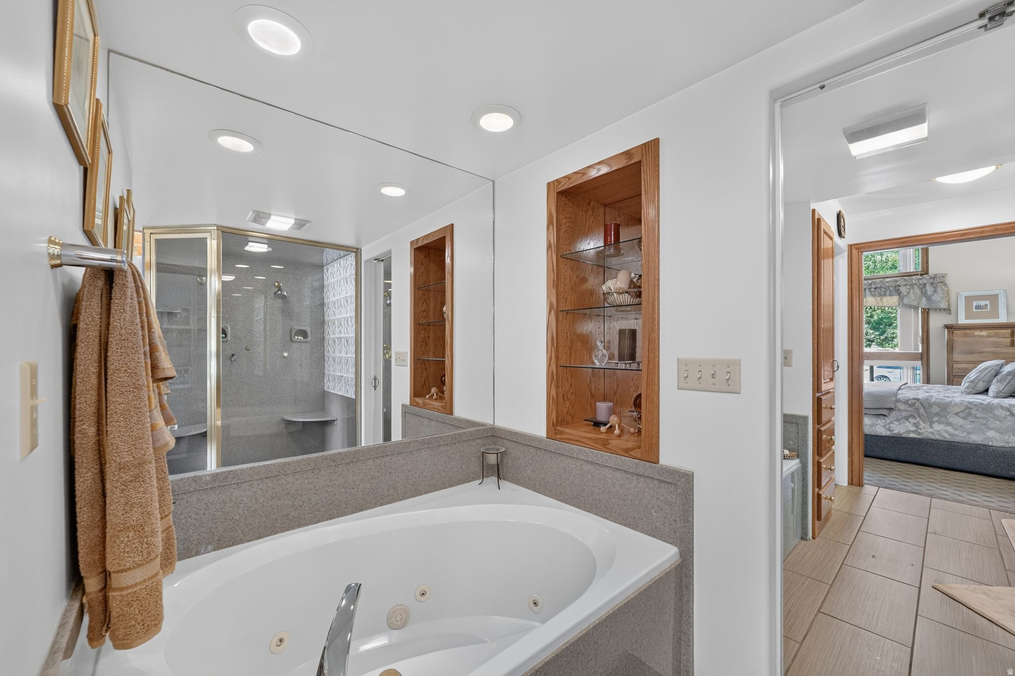 HIDDEN VALLEY COUNTRY CLUB ESTATES - Residential