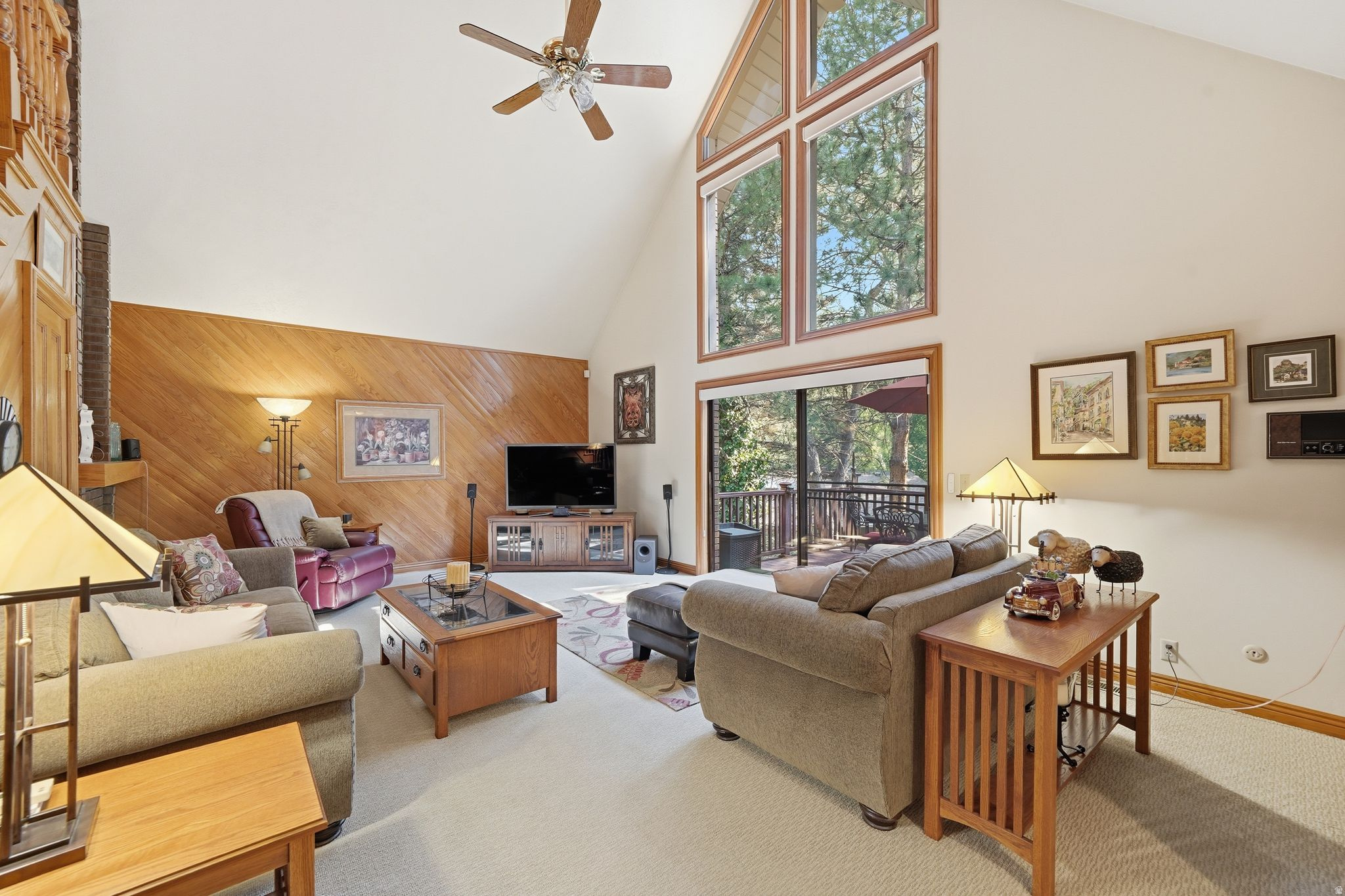 HIDDEN VALLEY COUNTRY CLUB ESTATES - Residential