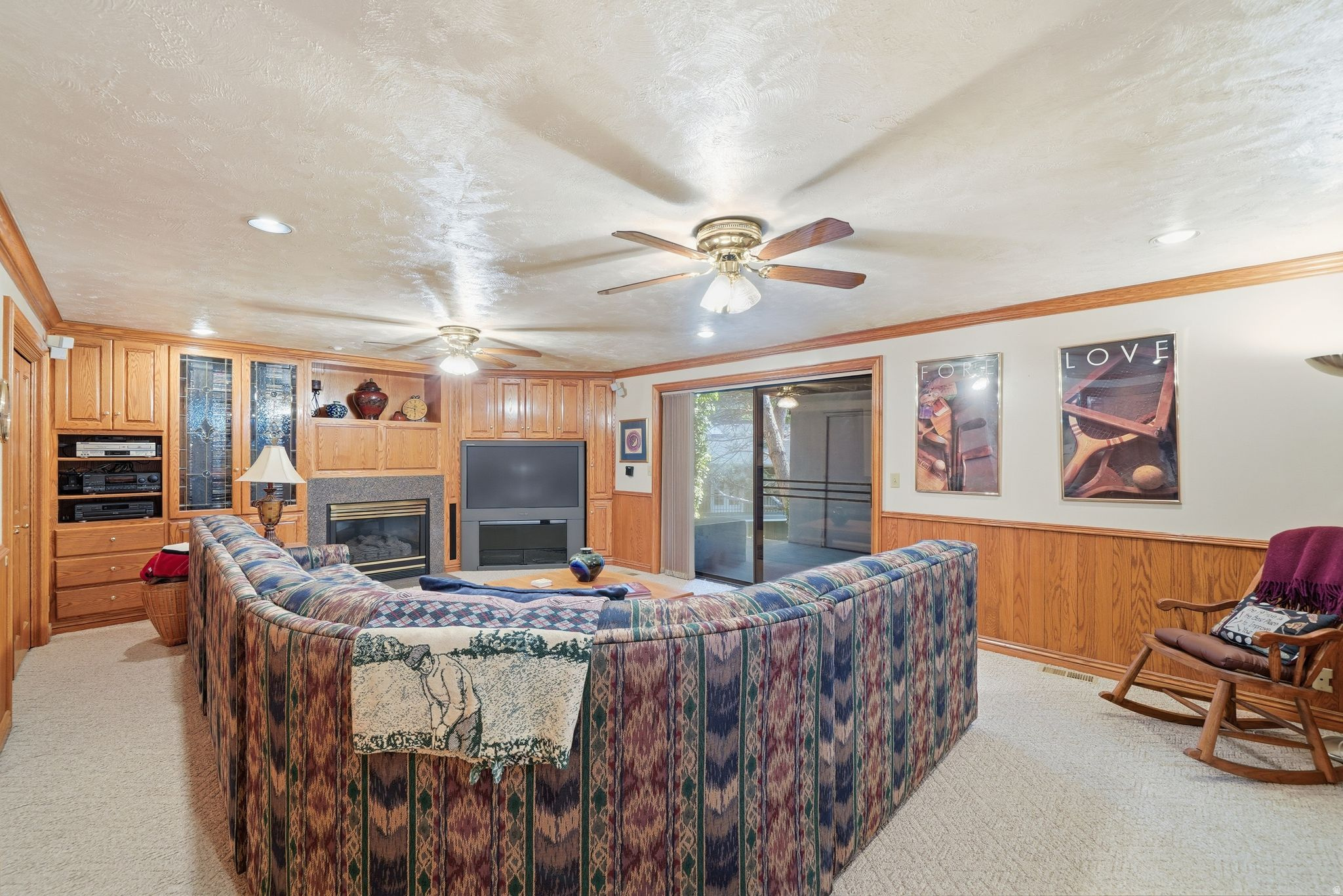 HIDDEN VALLEY COUNTRY CLUB ESTATES - Residential