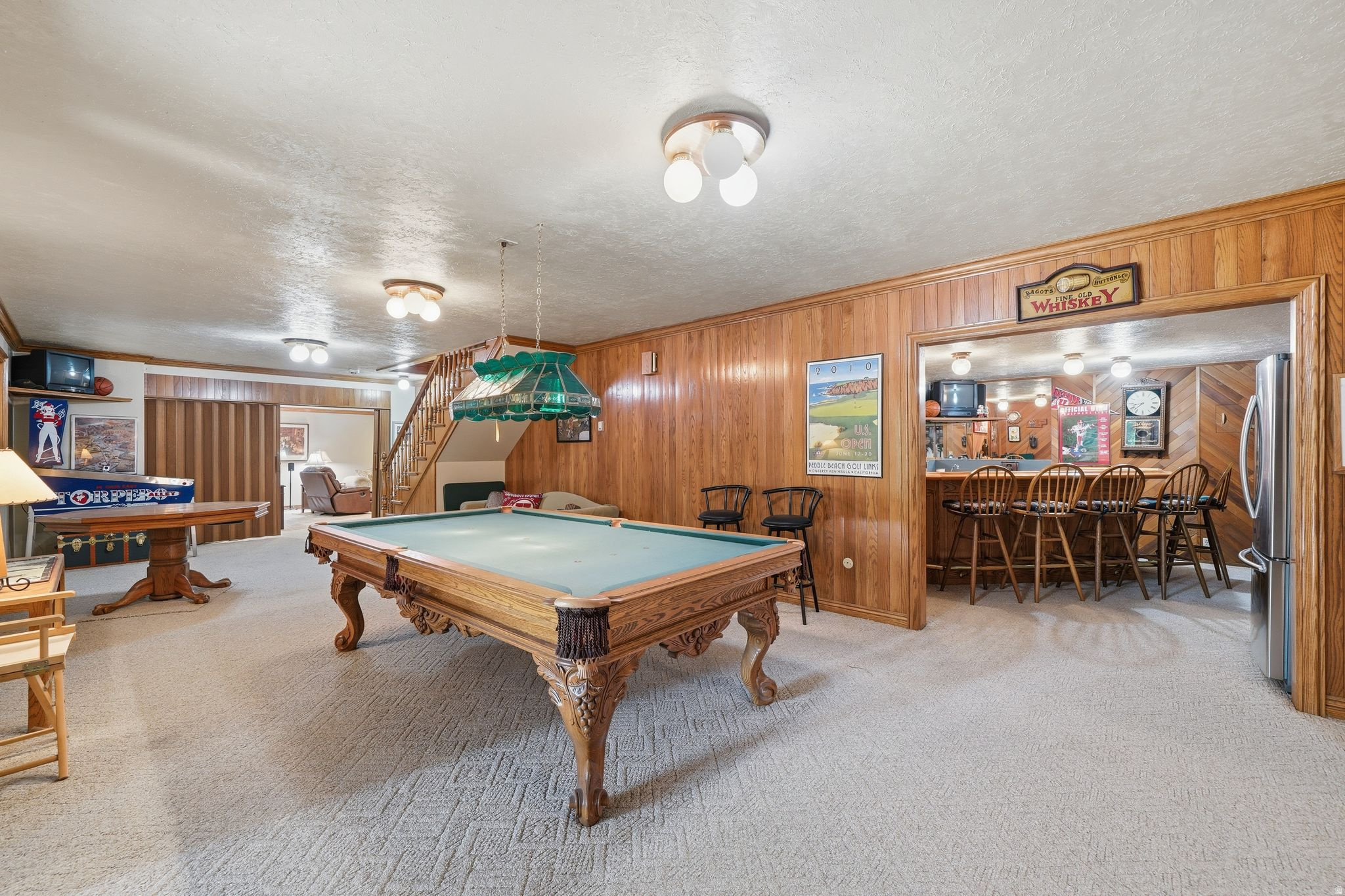 HIDDEN VALLEY COUNTRY CLUB ESTATES - Residential