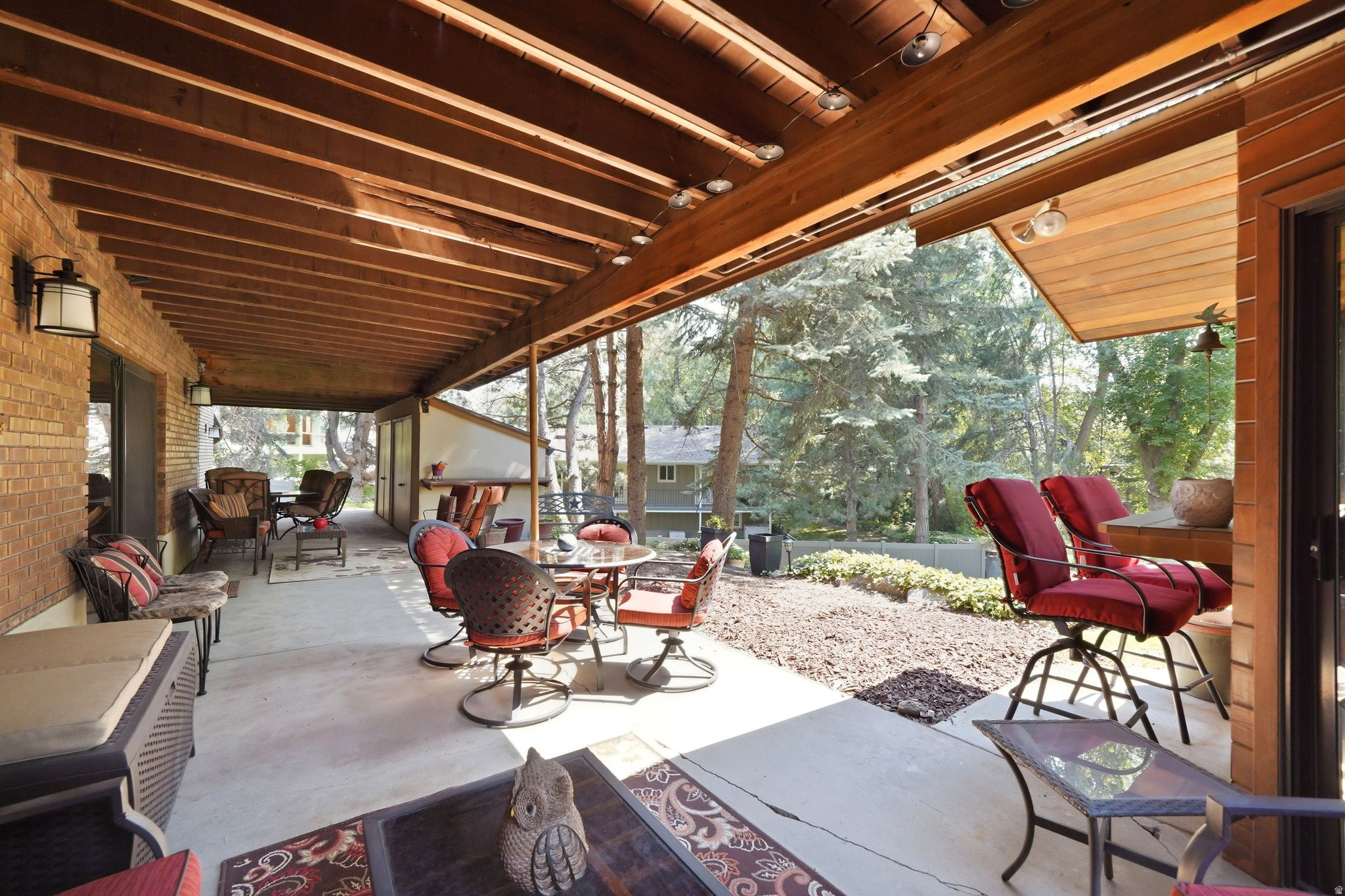 HIDDEN VALLEY COUNTRY CLUB ESTATES - Residential