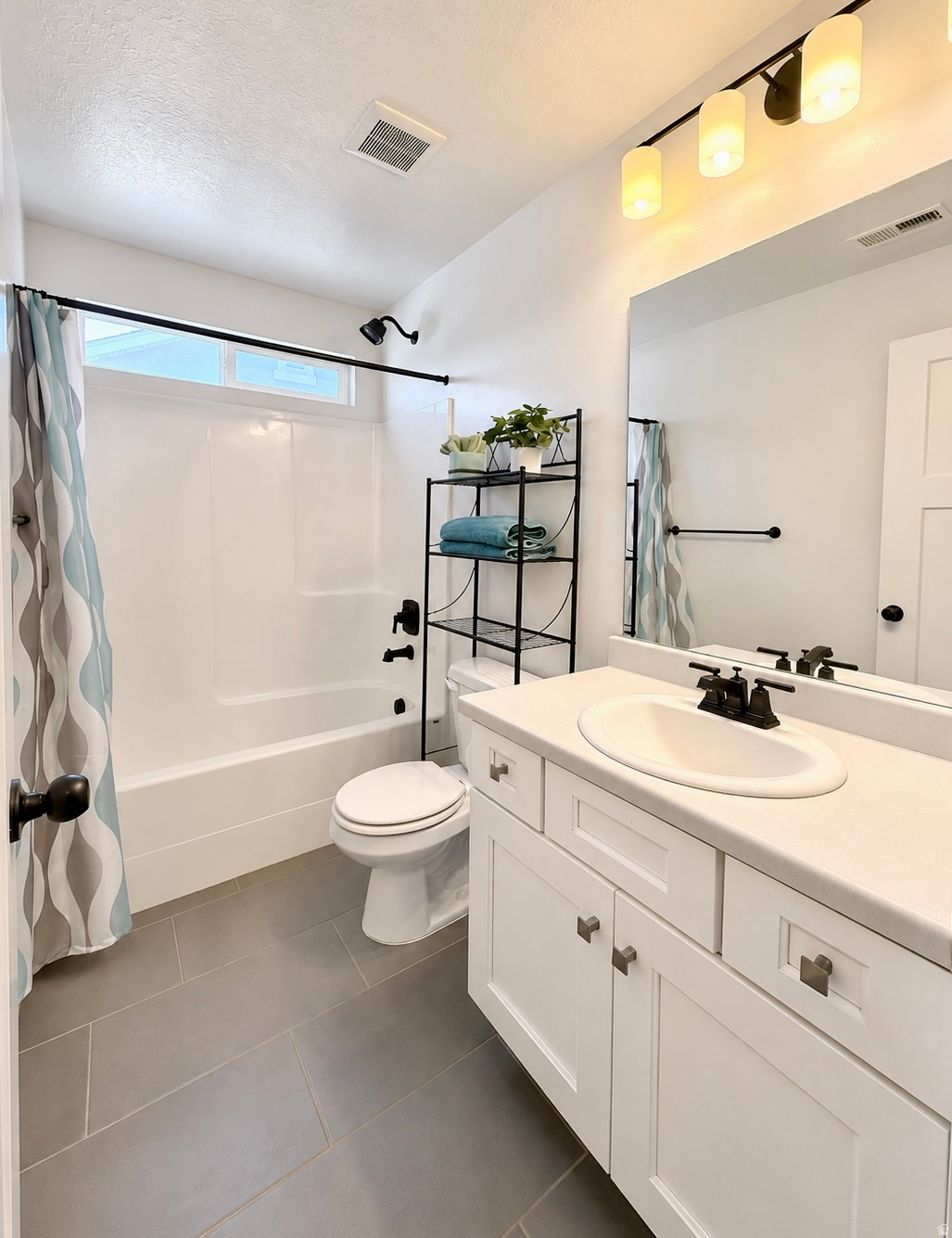 SKY RIDGE TOWNHOMES - Residential