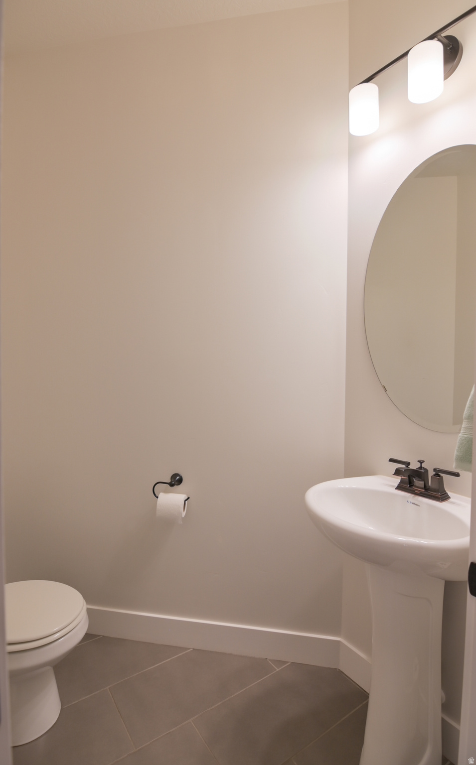SKY RIDGE TOWNHOMES - Residential