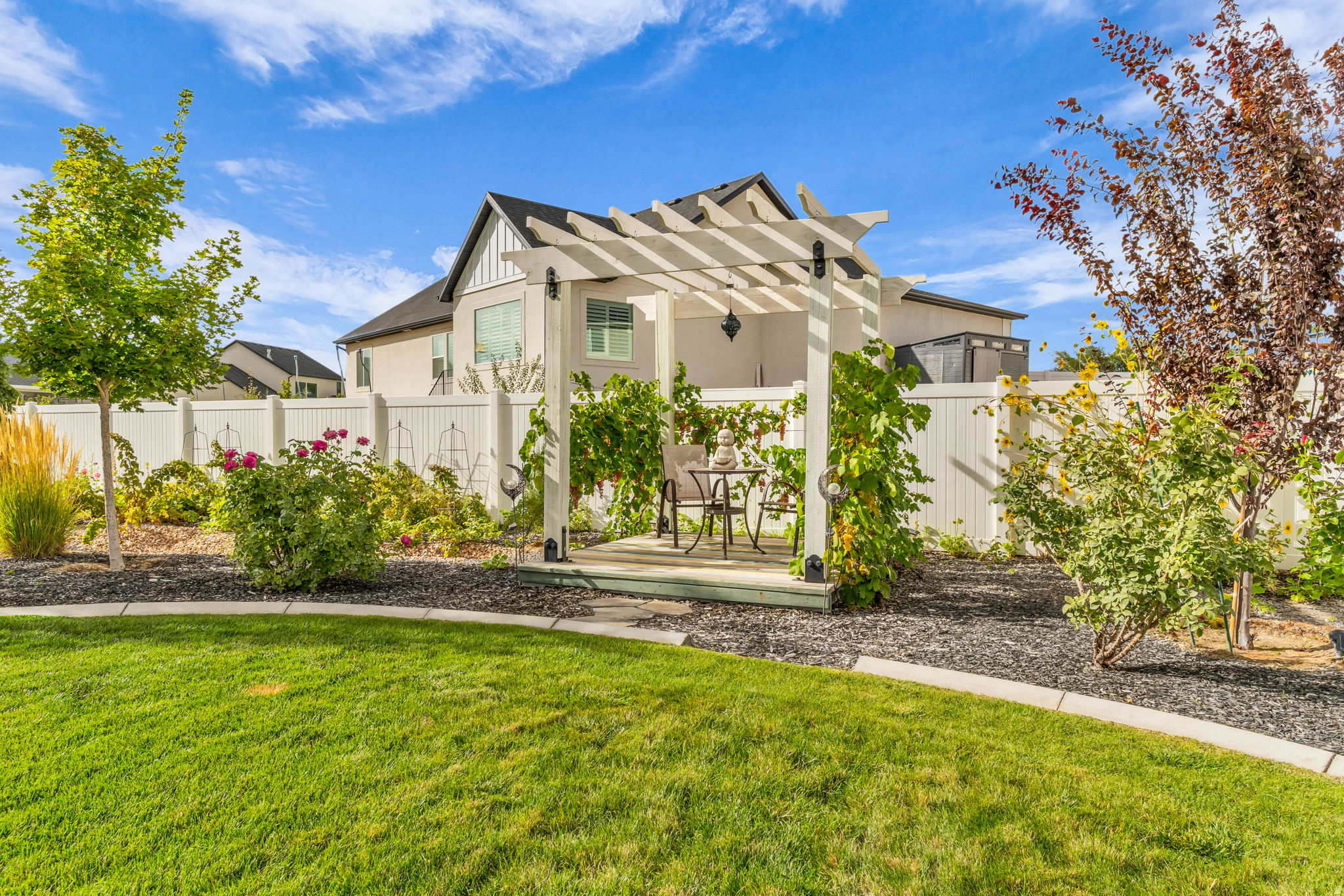 MAPLETON GROVE - Residential