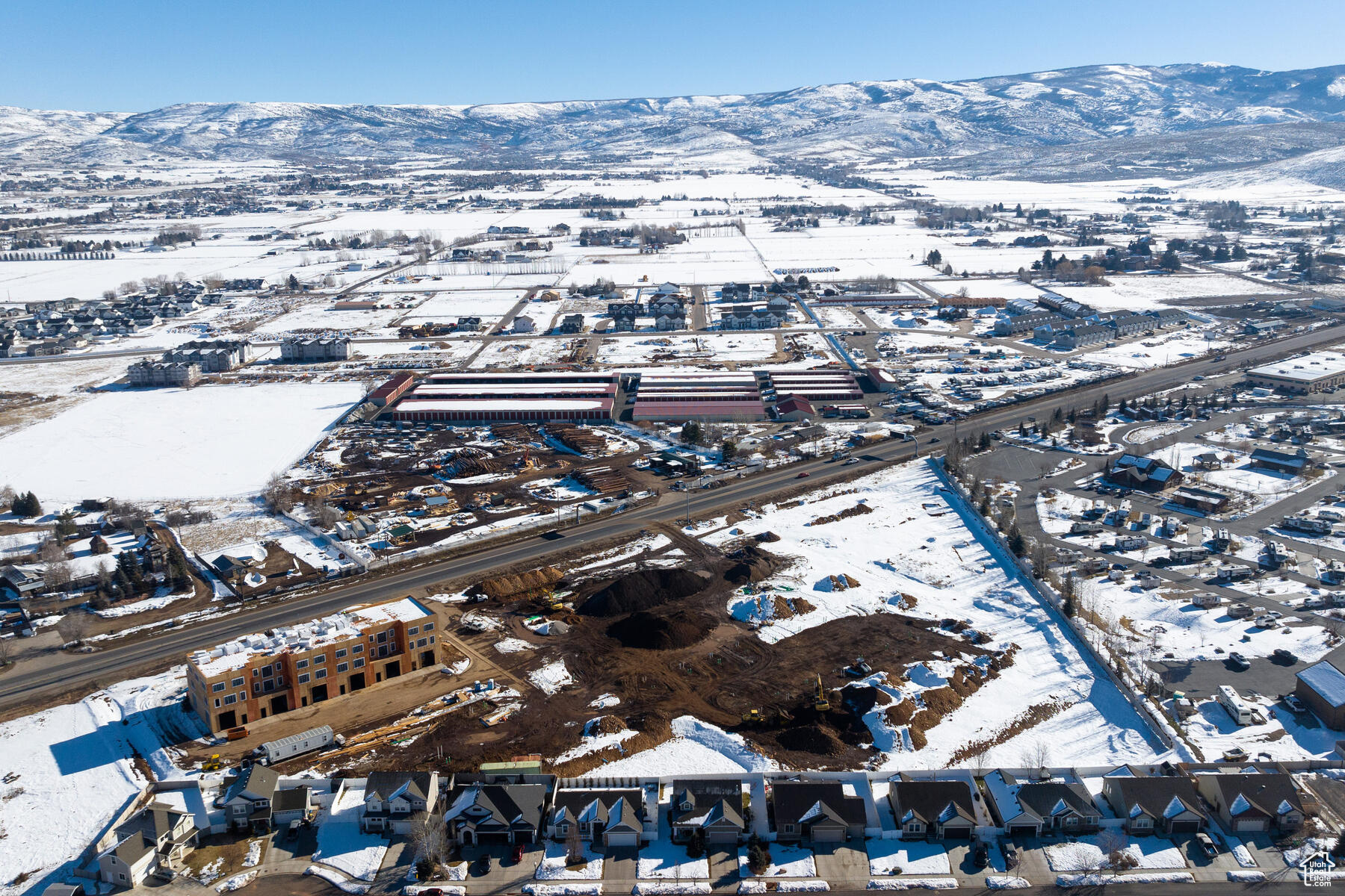 MOUNTAIN VIEW COMMON - Residential