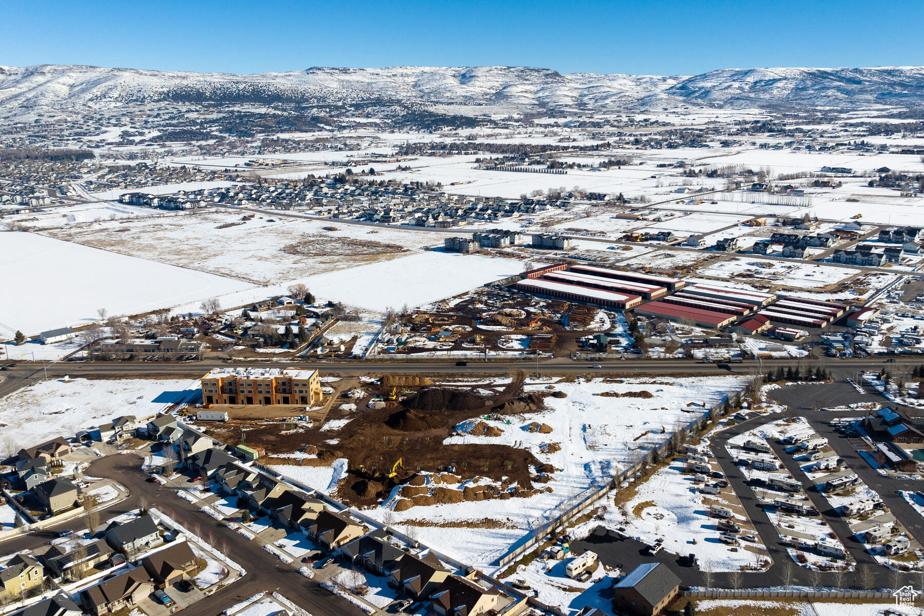 MOUNTAIN VIEW COMMON - Residential