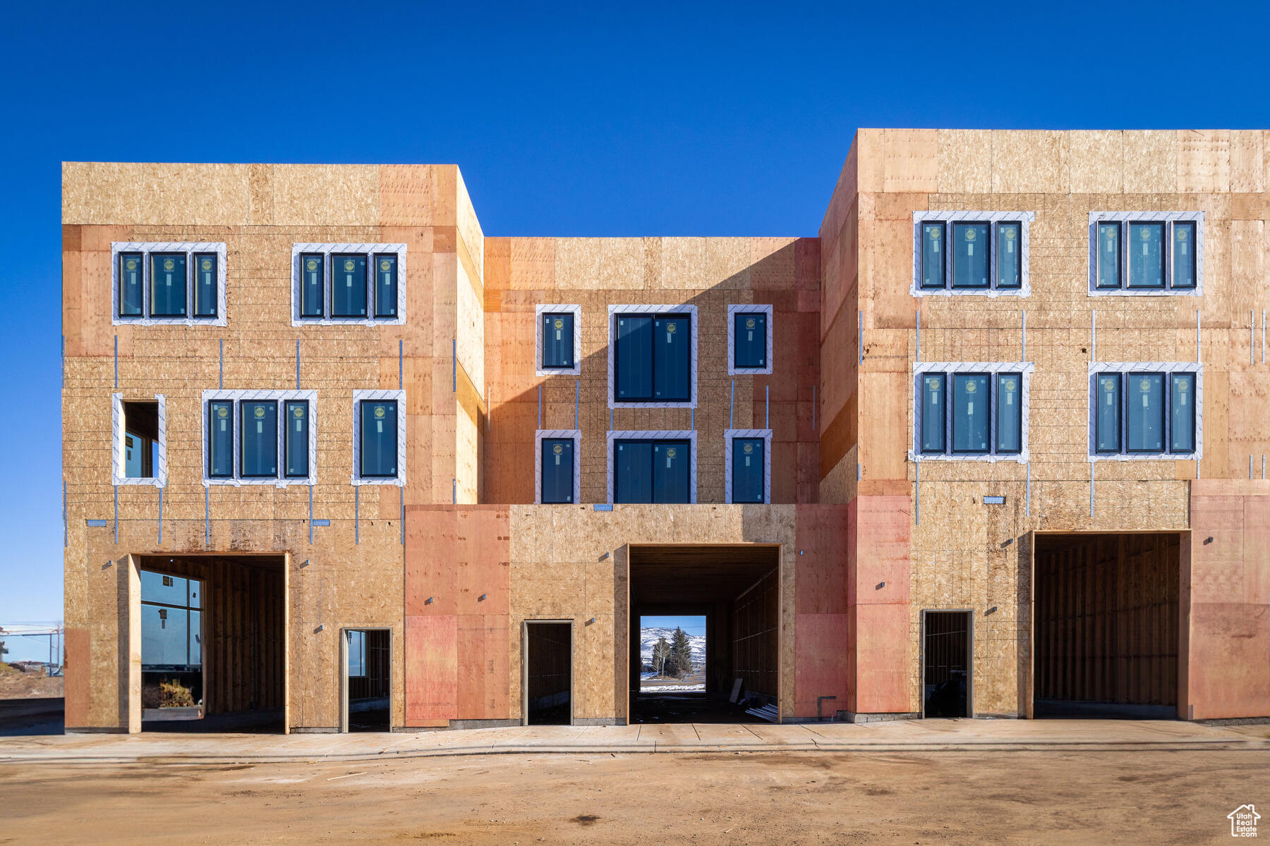 MOUNTAIN VIEW COMMON - Residential