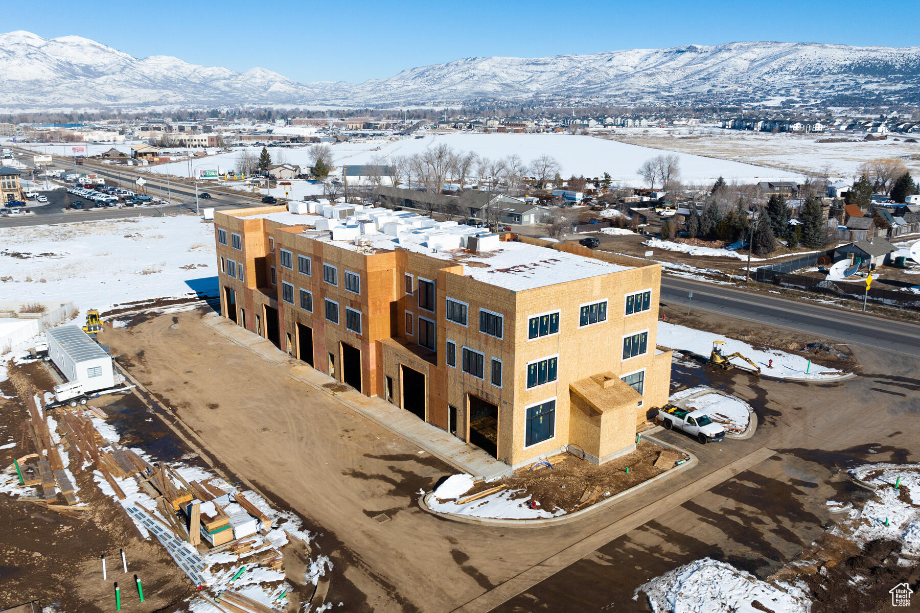 MOUNTAIN VIEW COMMON - Residential