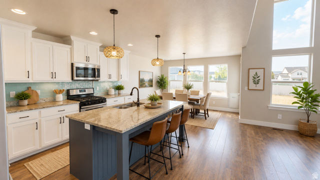 MEADOWS - Residential