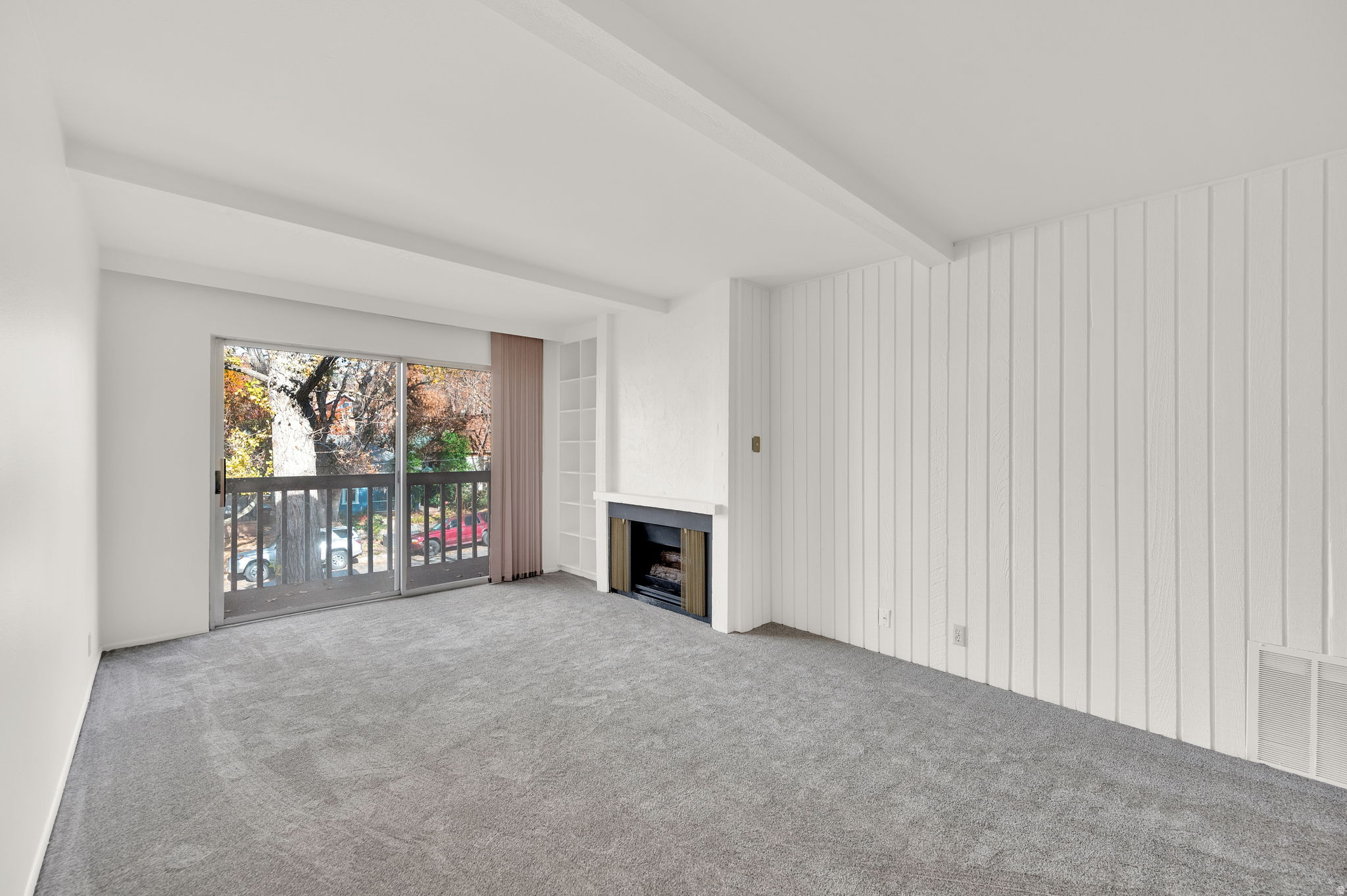 CAMBRIDGE CONDOMINIUM - Residential