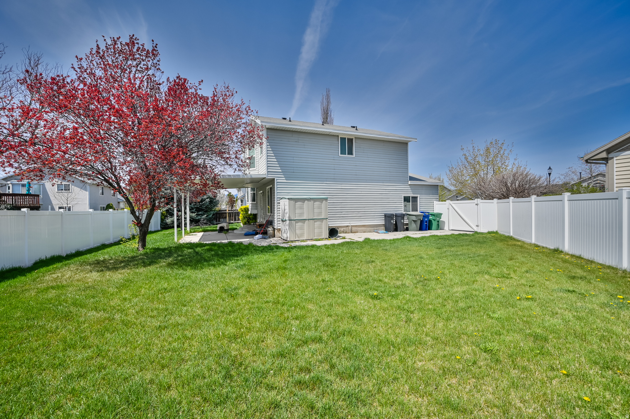 MOUNTAIN MEADOW - Residential Lease