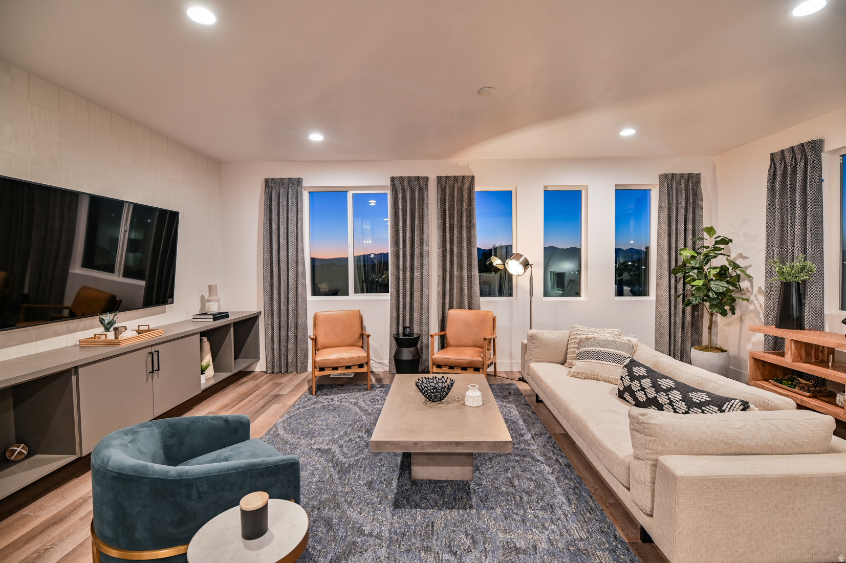 ROCKWELL RANCH - Residential