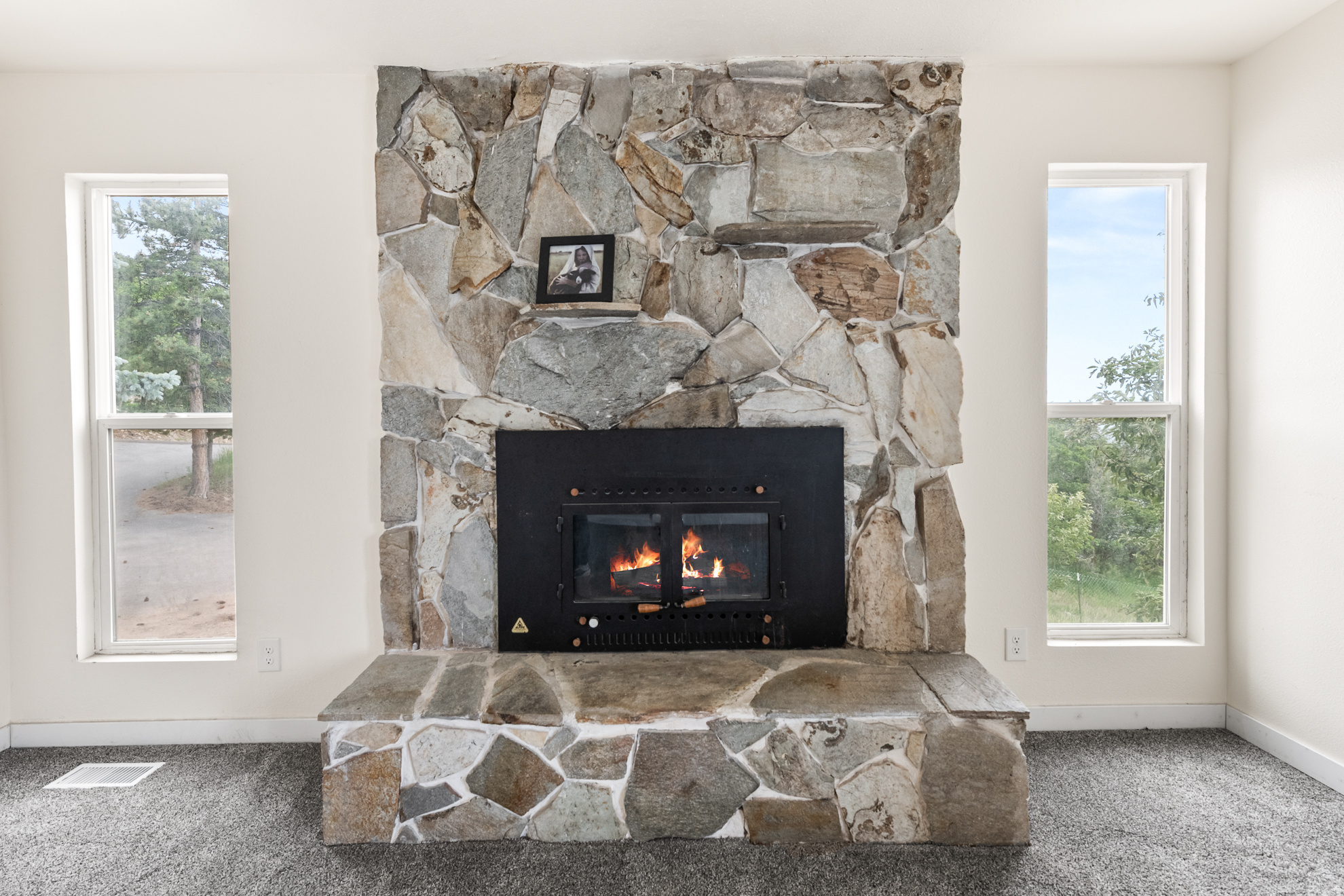 WOODLAND HILLS - Residential