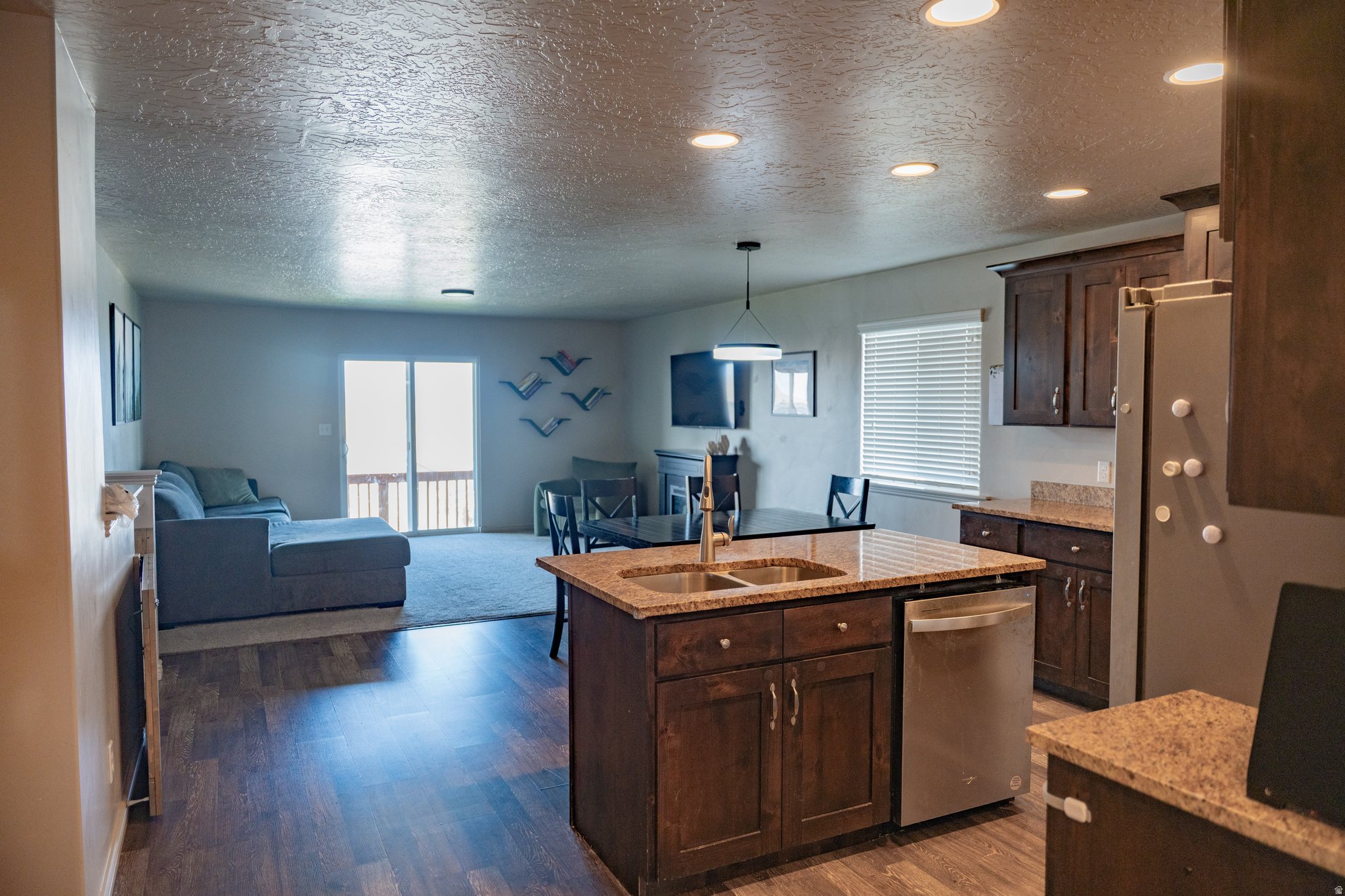 RIDGE - Residential