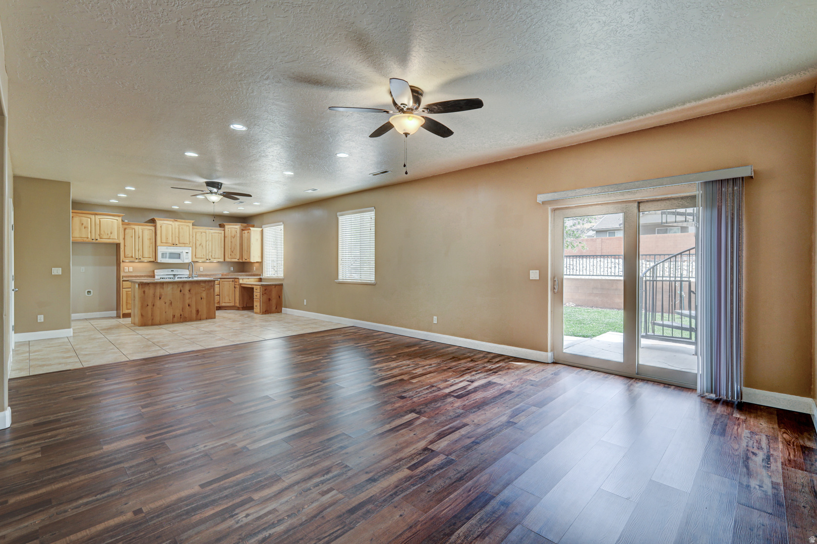 ESTATES AT HIDDEN VALLEY PH 2 - Residential