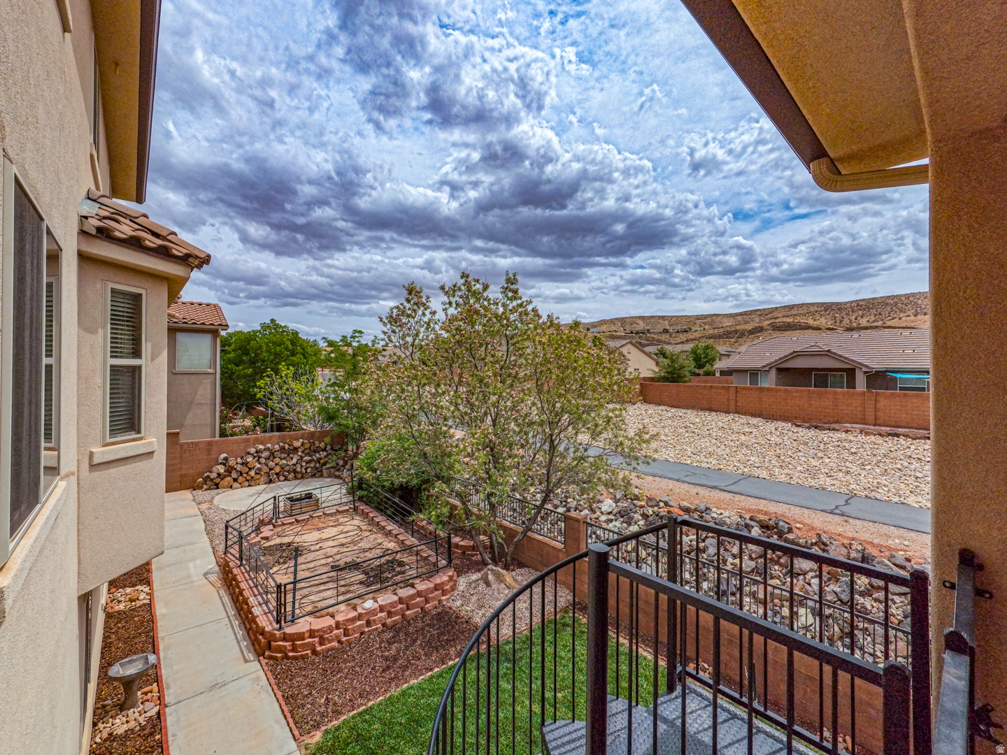 ESTATES AT HIDDEN VALLEY PH 2 - Residential
