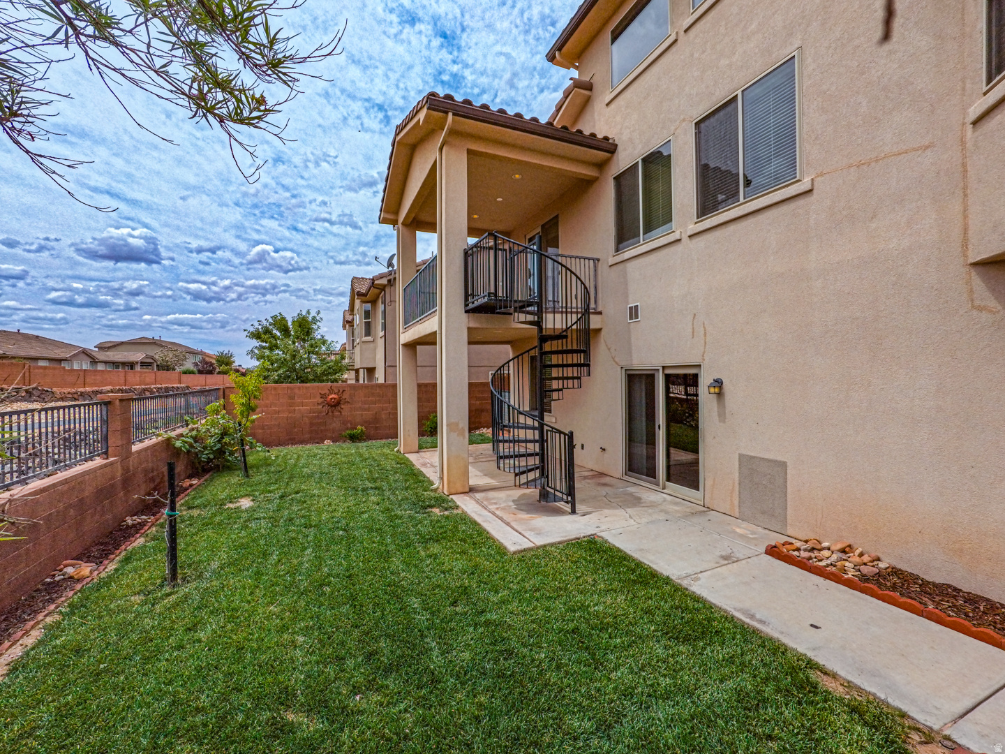 ESTATES AT HIDDEN VALLEY PH 2 - Residential
