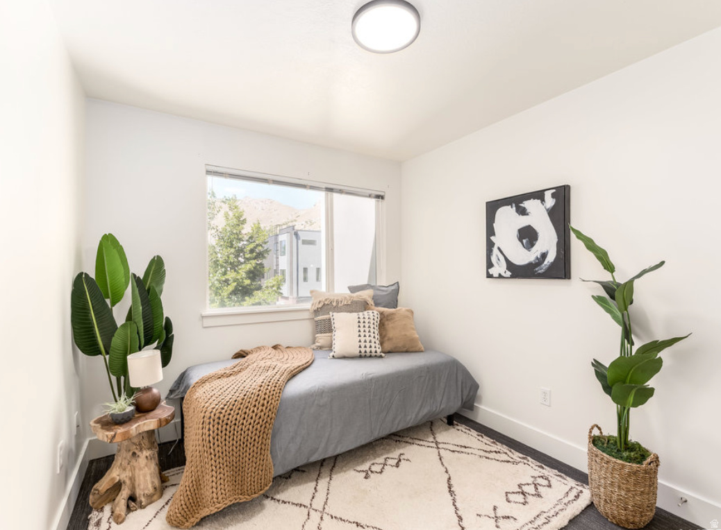 WEST CAPITOL HILL TO - Residential