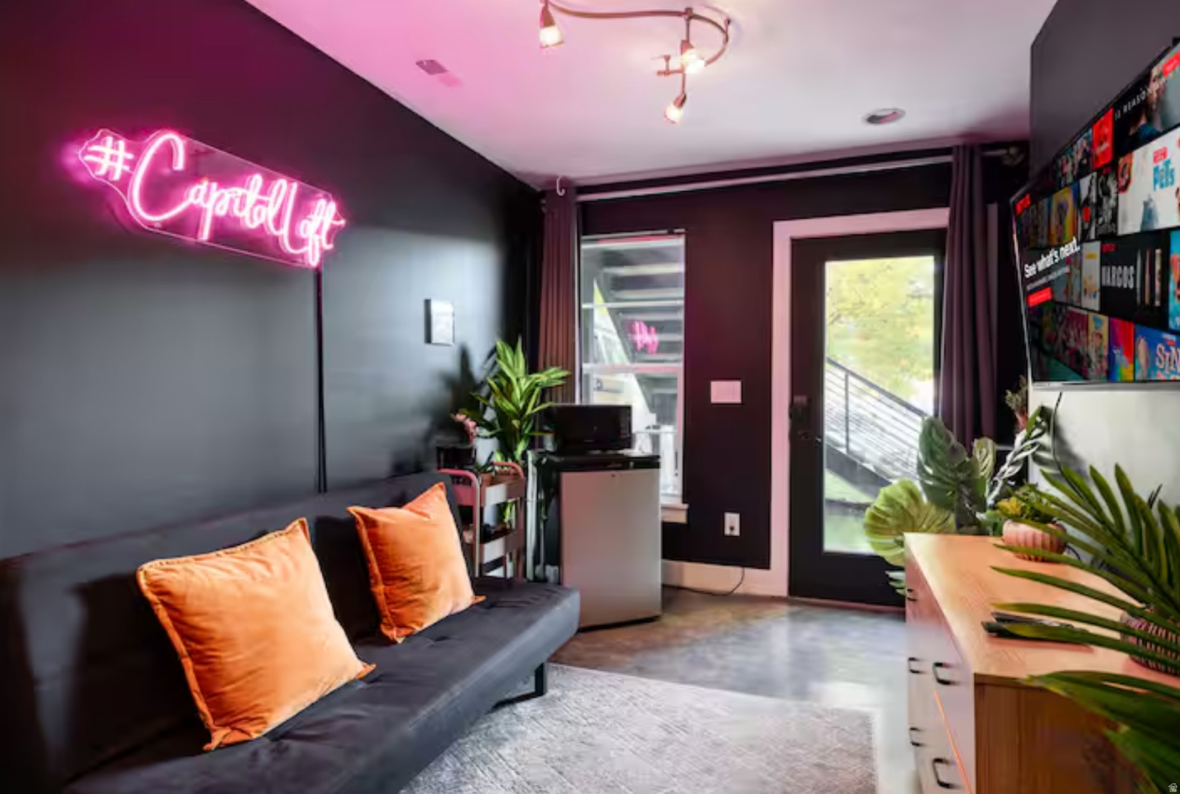 WEST CAPITOL HILL TO - Residential
