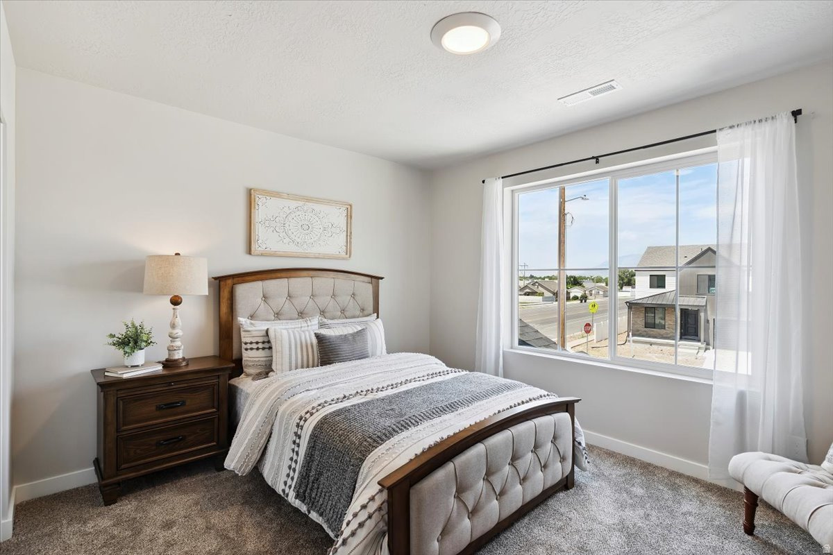 RIVERSIDE ESTATES - Residential