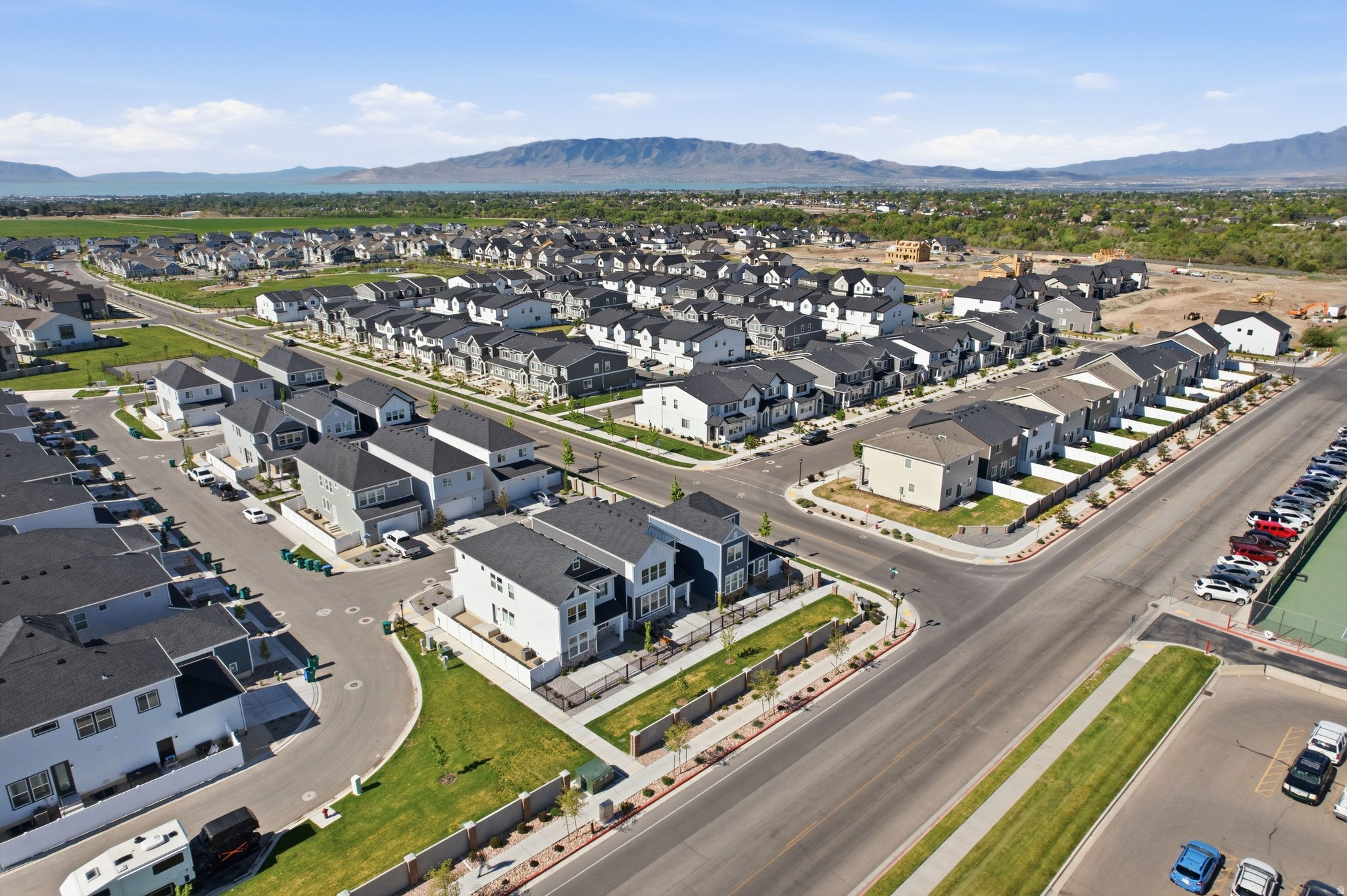 RIDGE - Residential