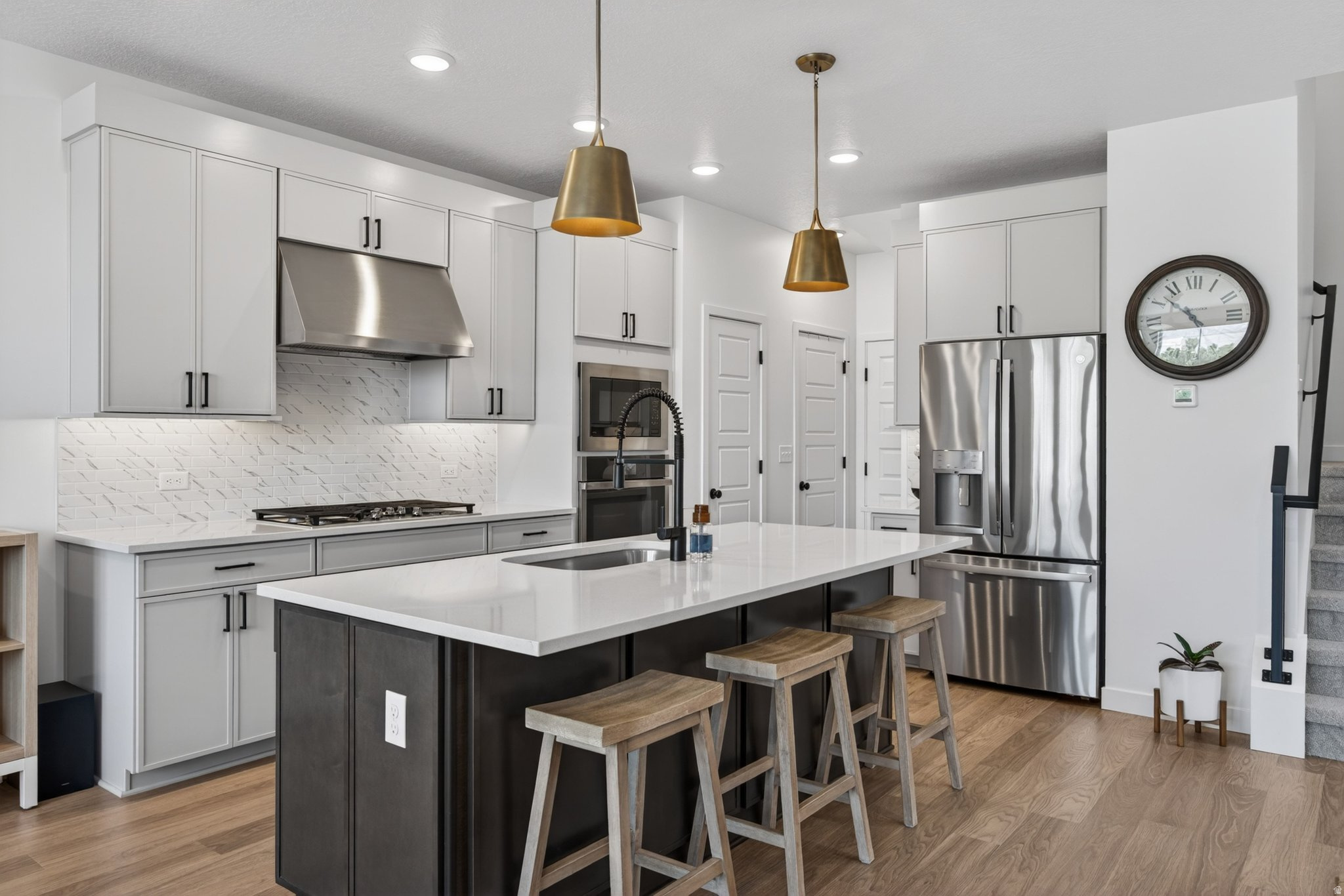 RIDGE - Residential
