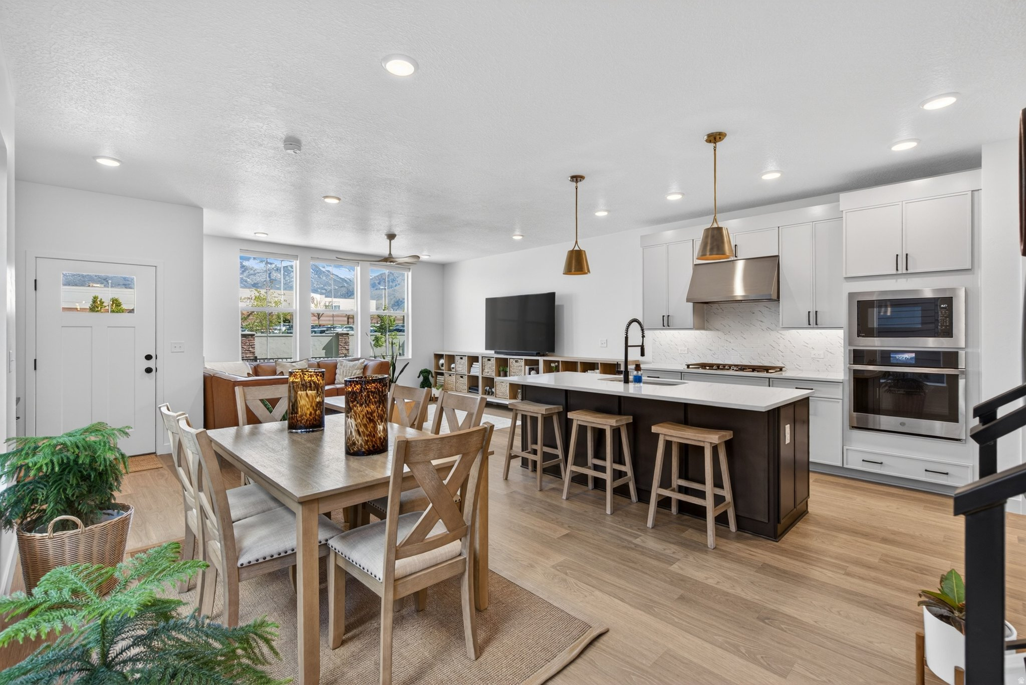 RIDGE - Residential
