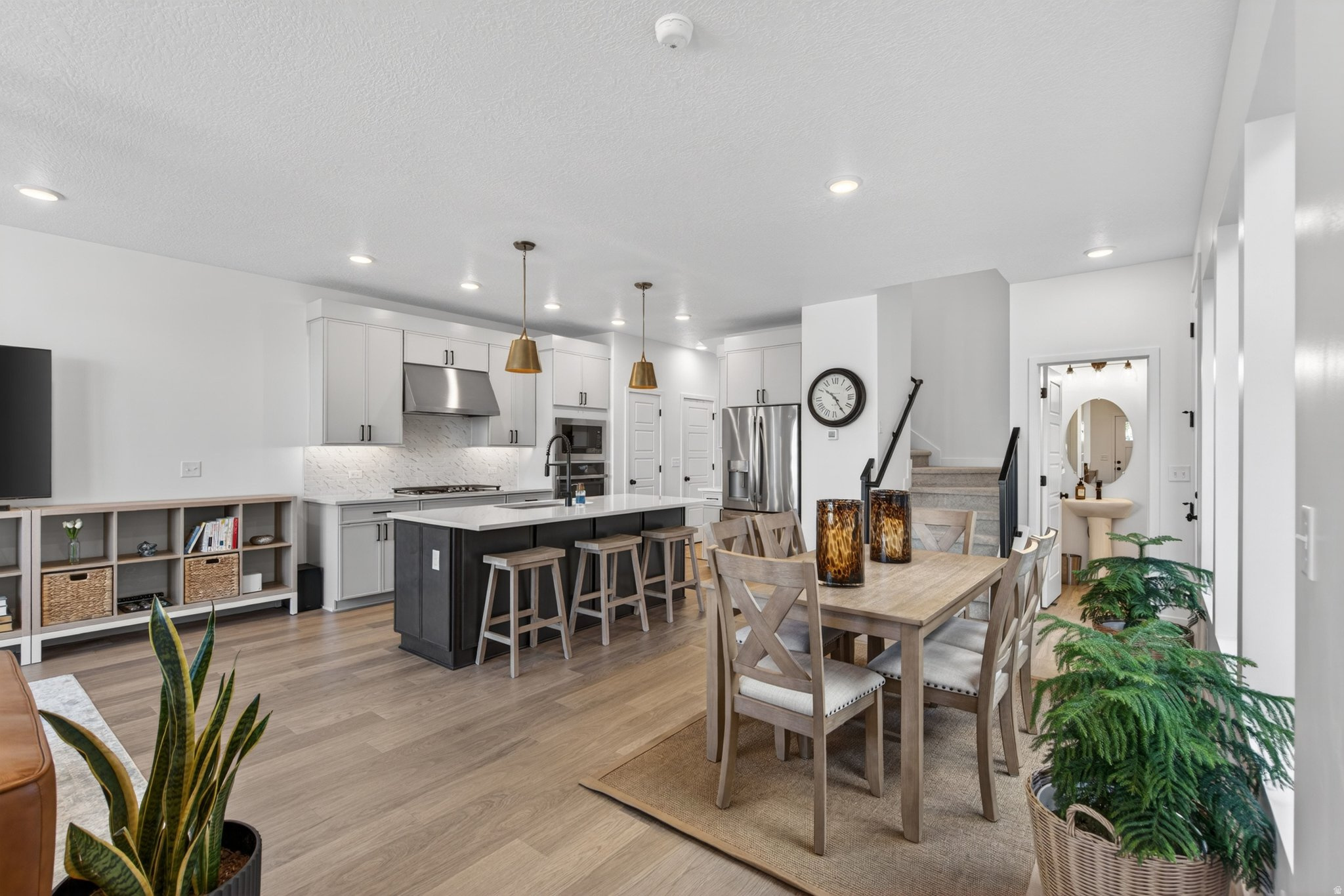 RIDGE - Residential