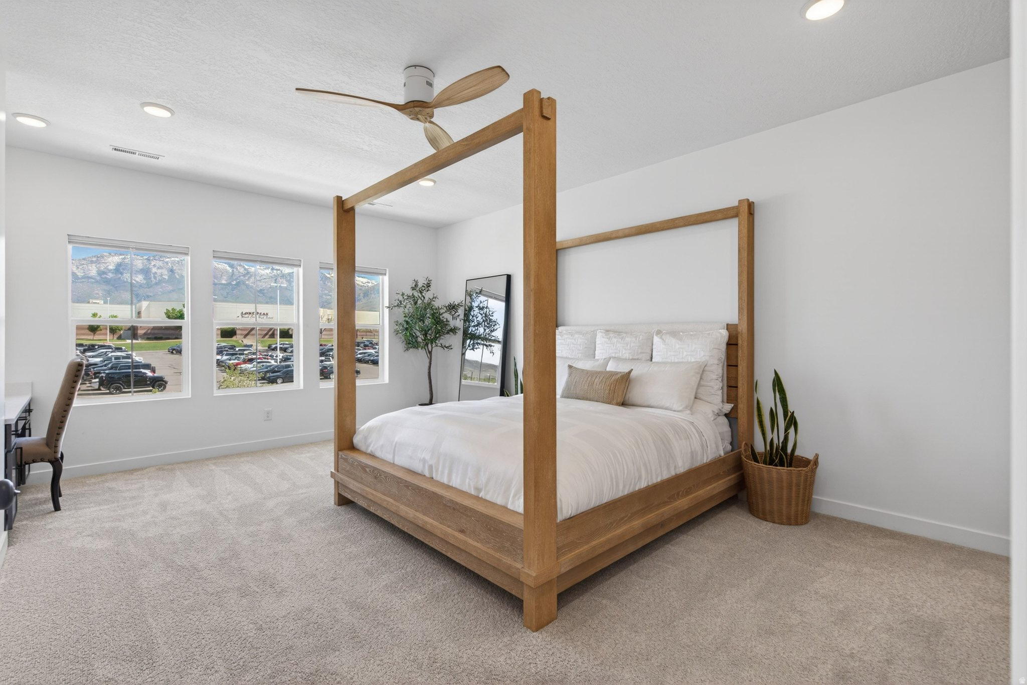 RIDGE - Residential