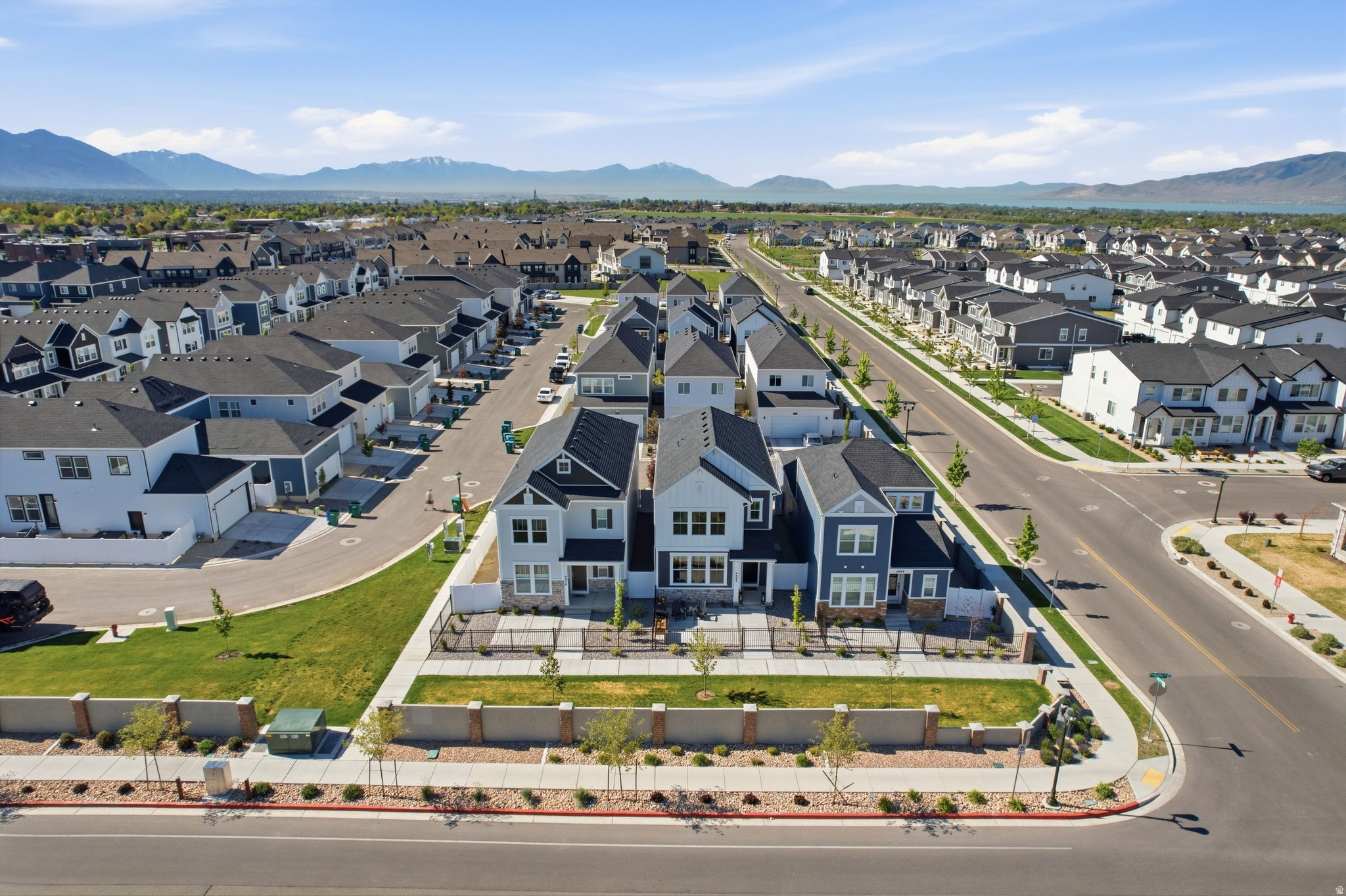 RIDGE - Residential
