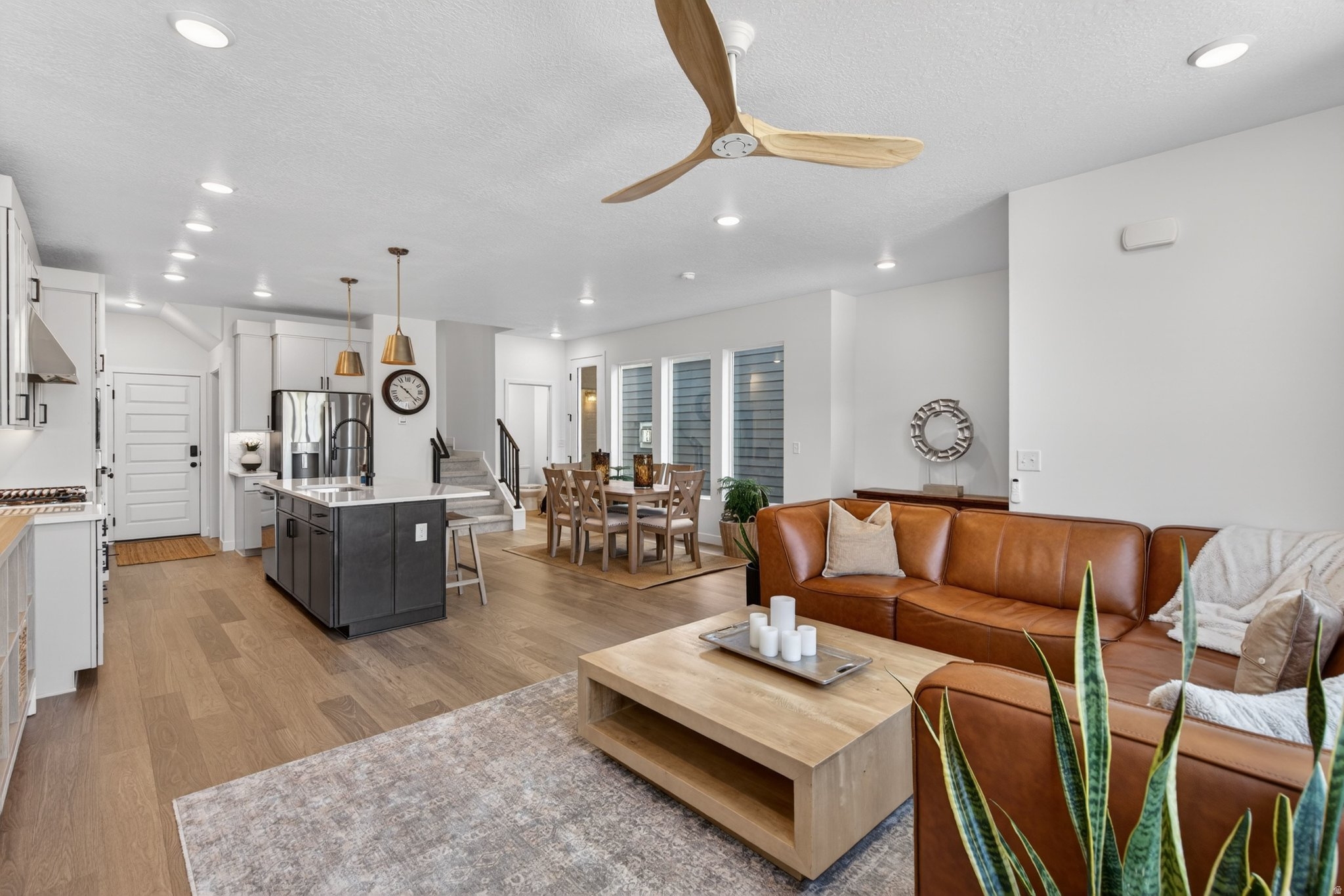 RIDGE - Residential