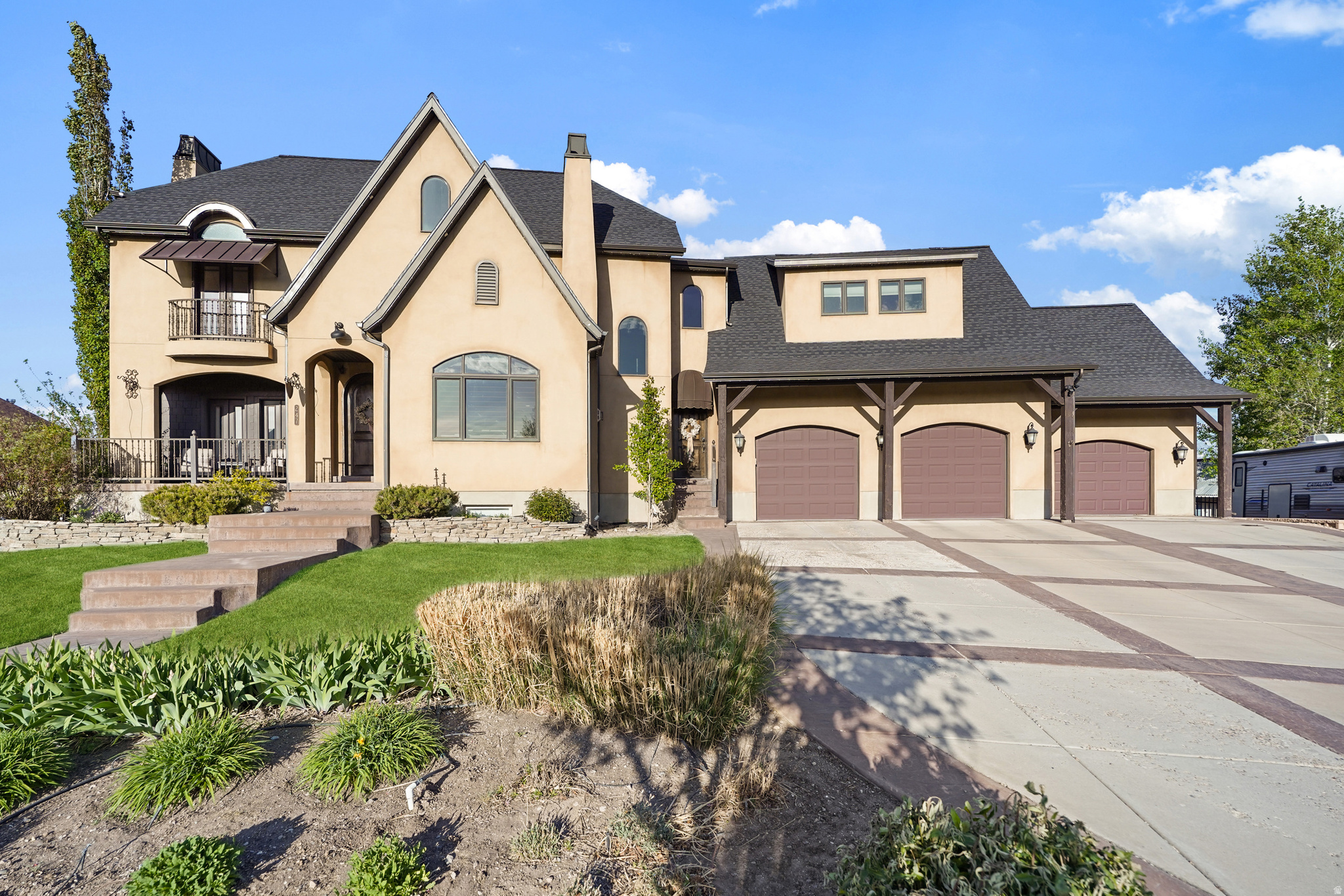 DURRANT MEADOWS - Residential