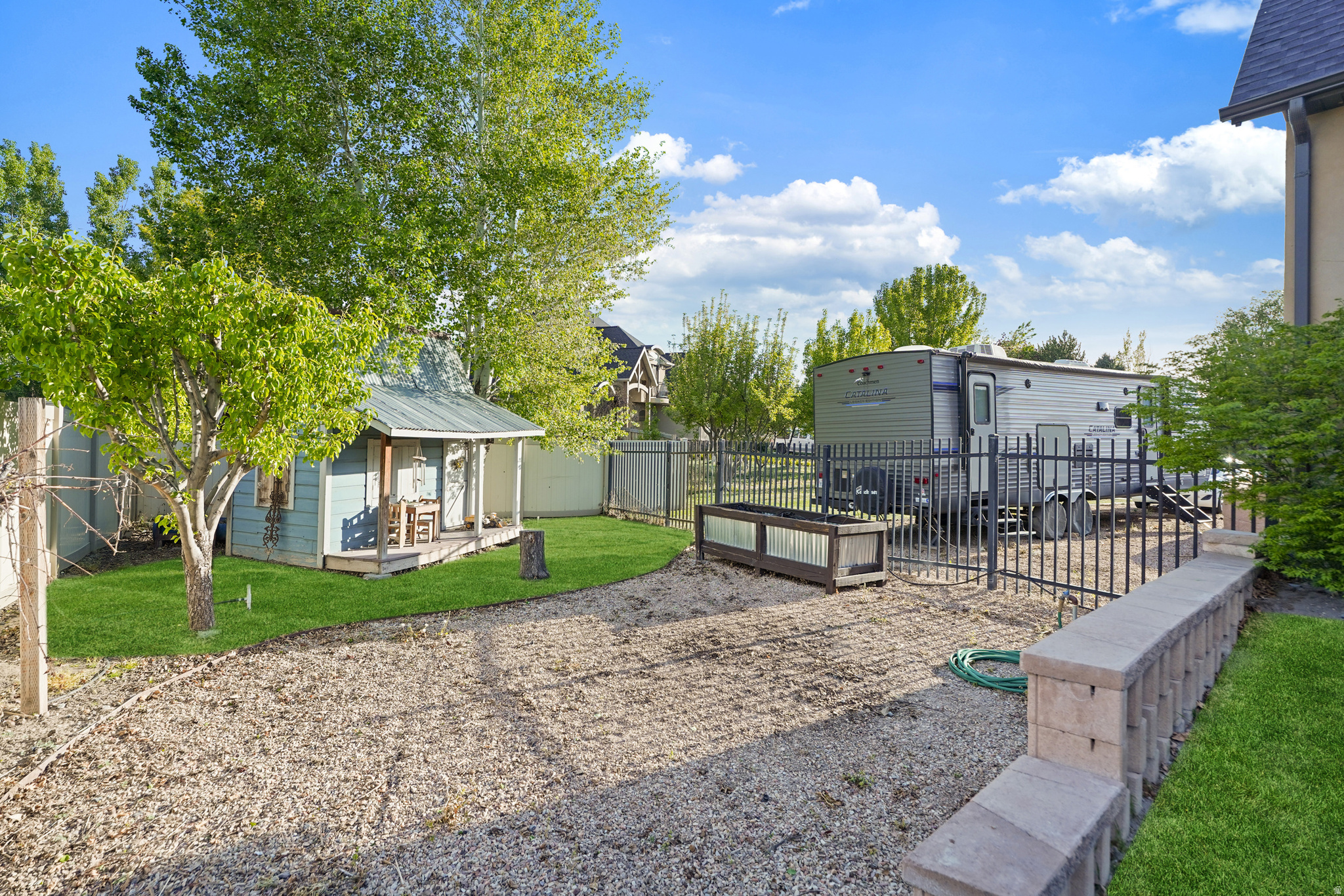 DURRANT MEADOWS - Residential