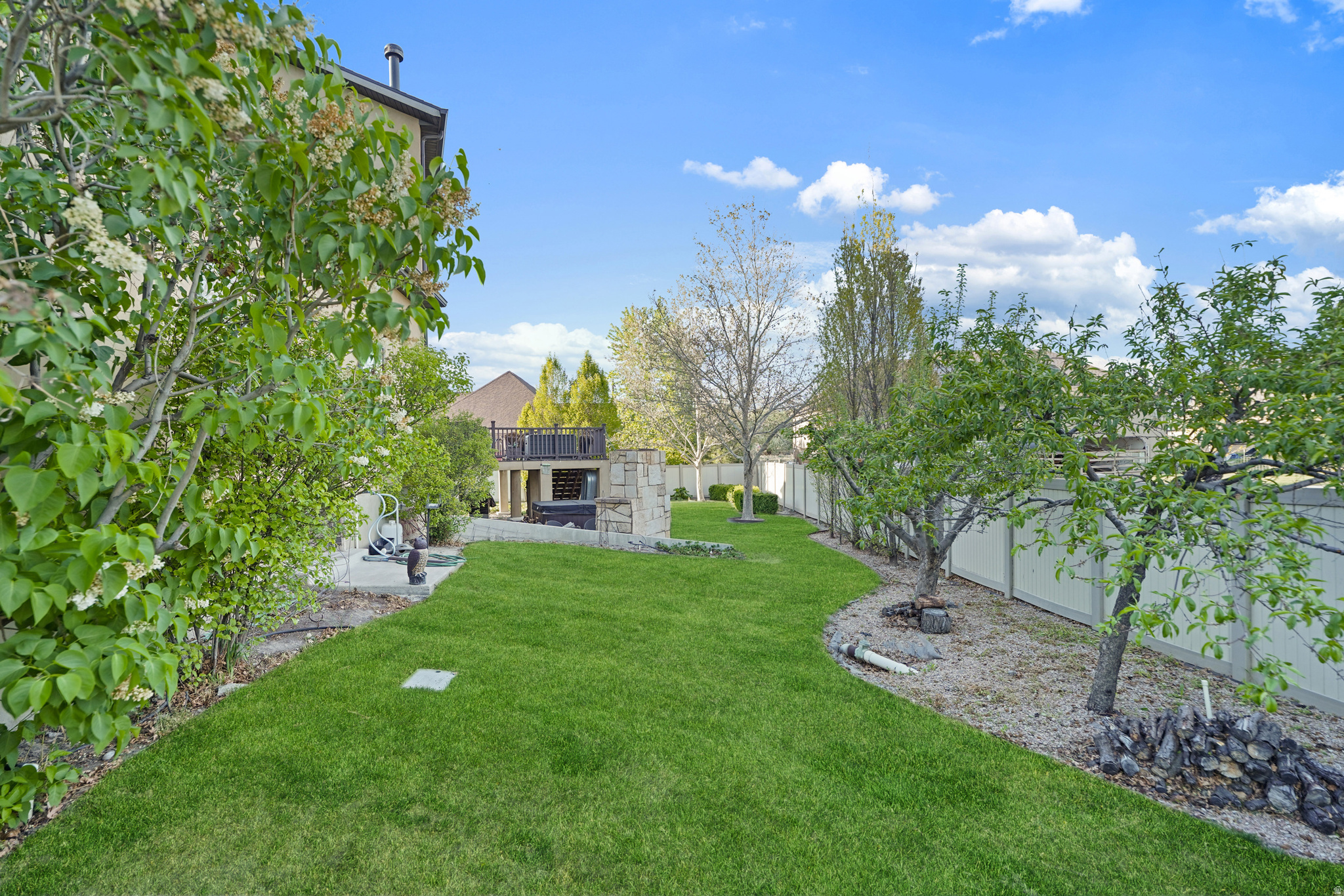 DURRANT MEADOWS - Residential