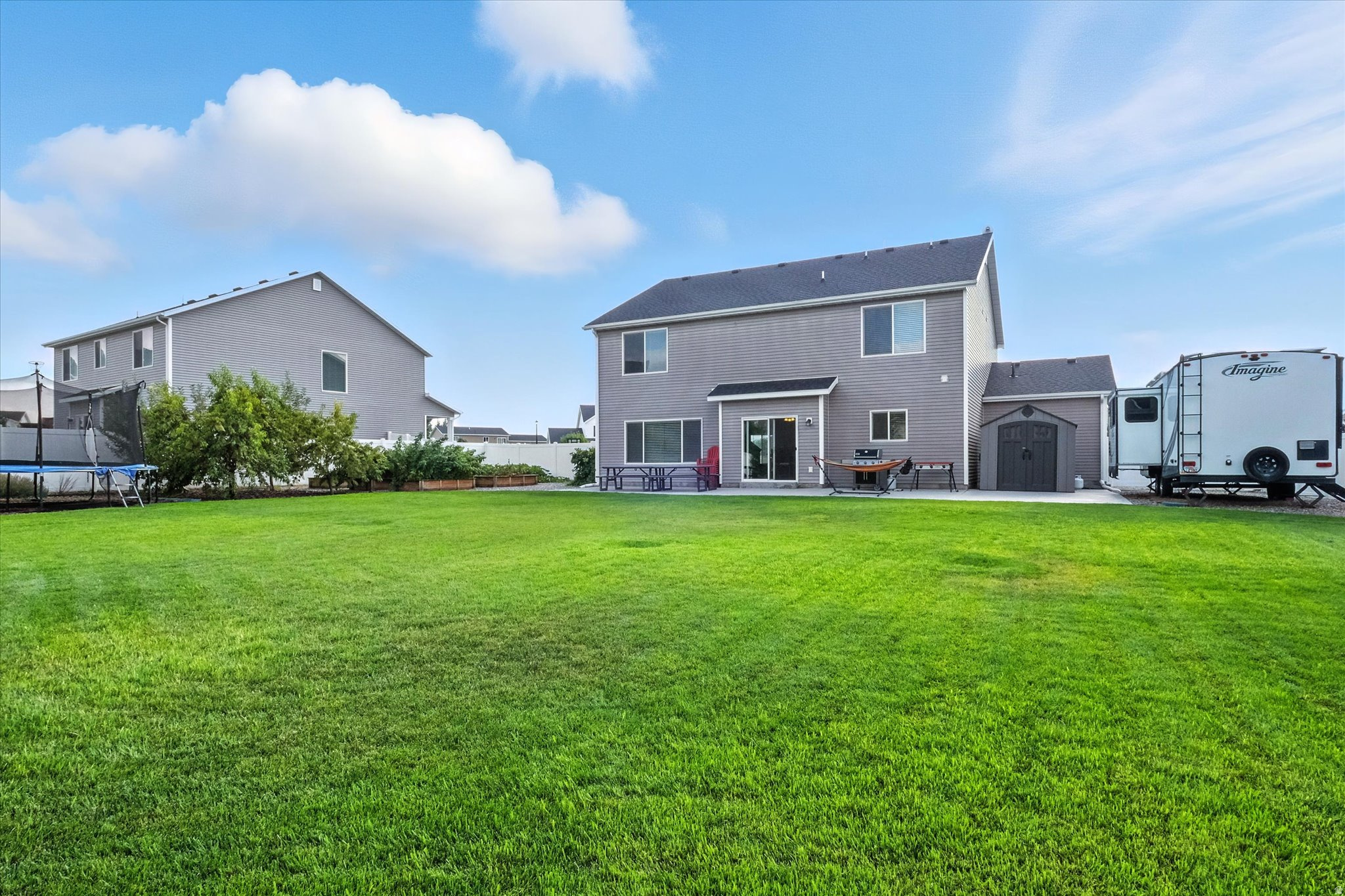 SUNRISE MEADOWS - Residential