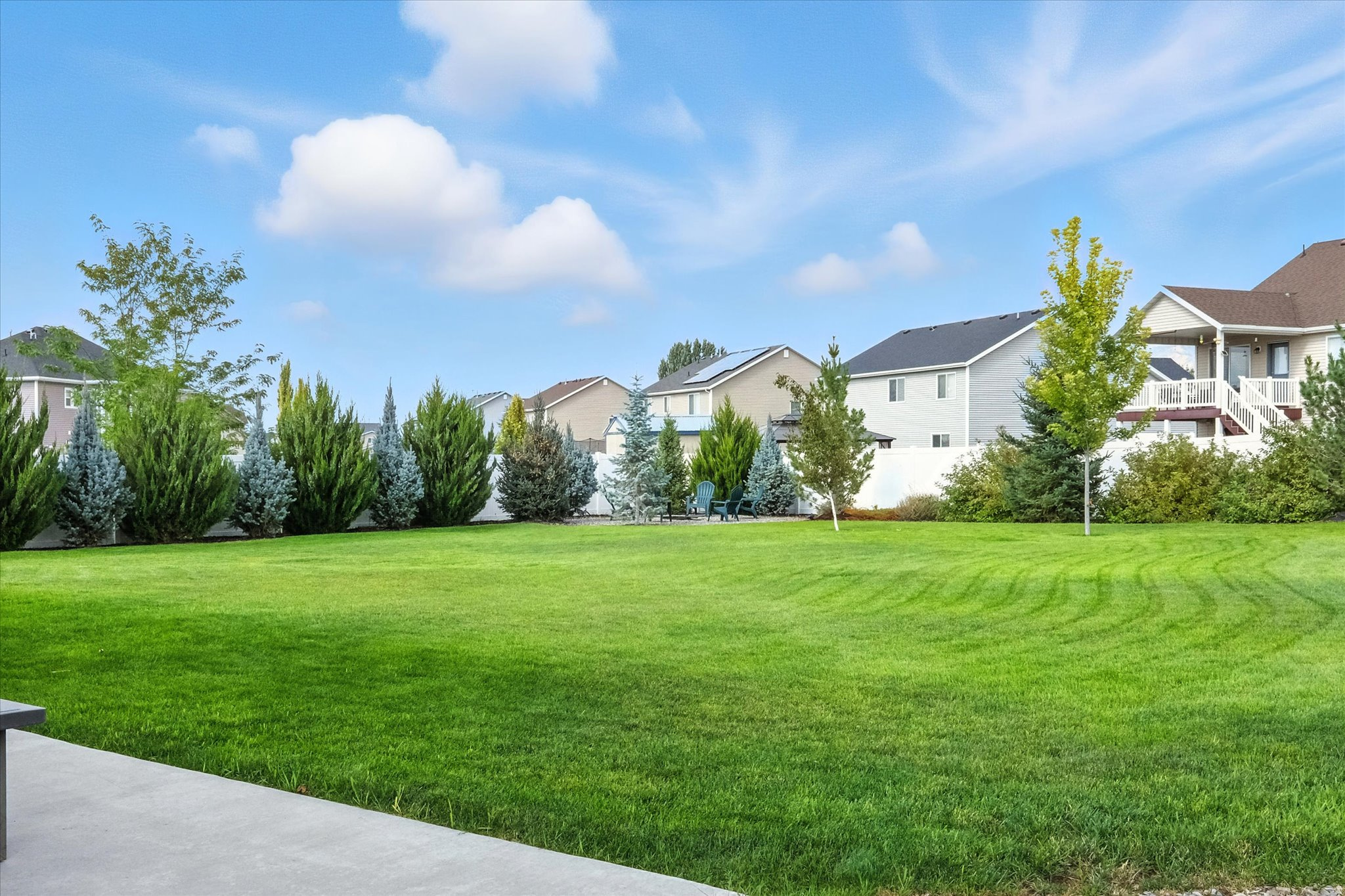 SUNRISE MEADOWS - Residential
