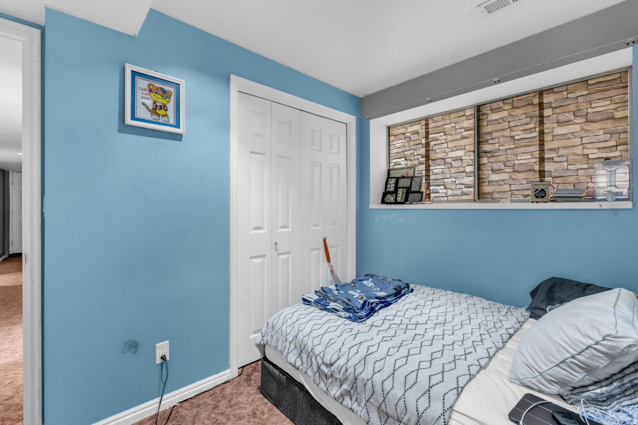 WOODLEDGE #3 - Residential