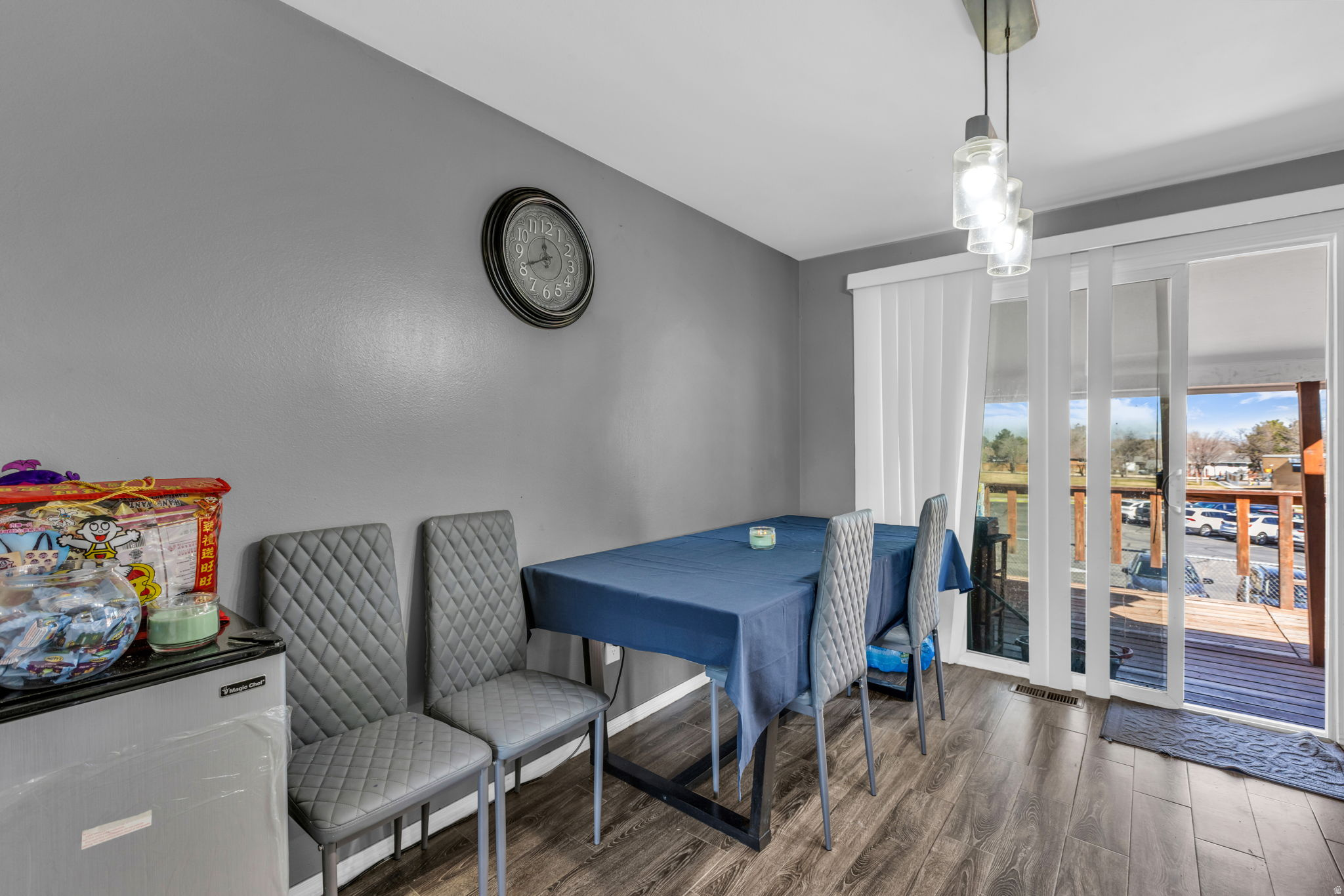 WOODLEDGE #3 - Residential