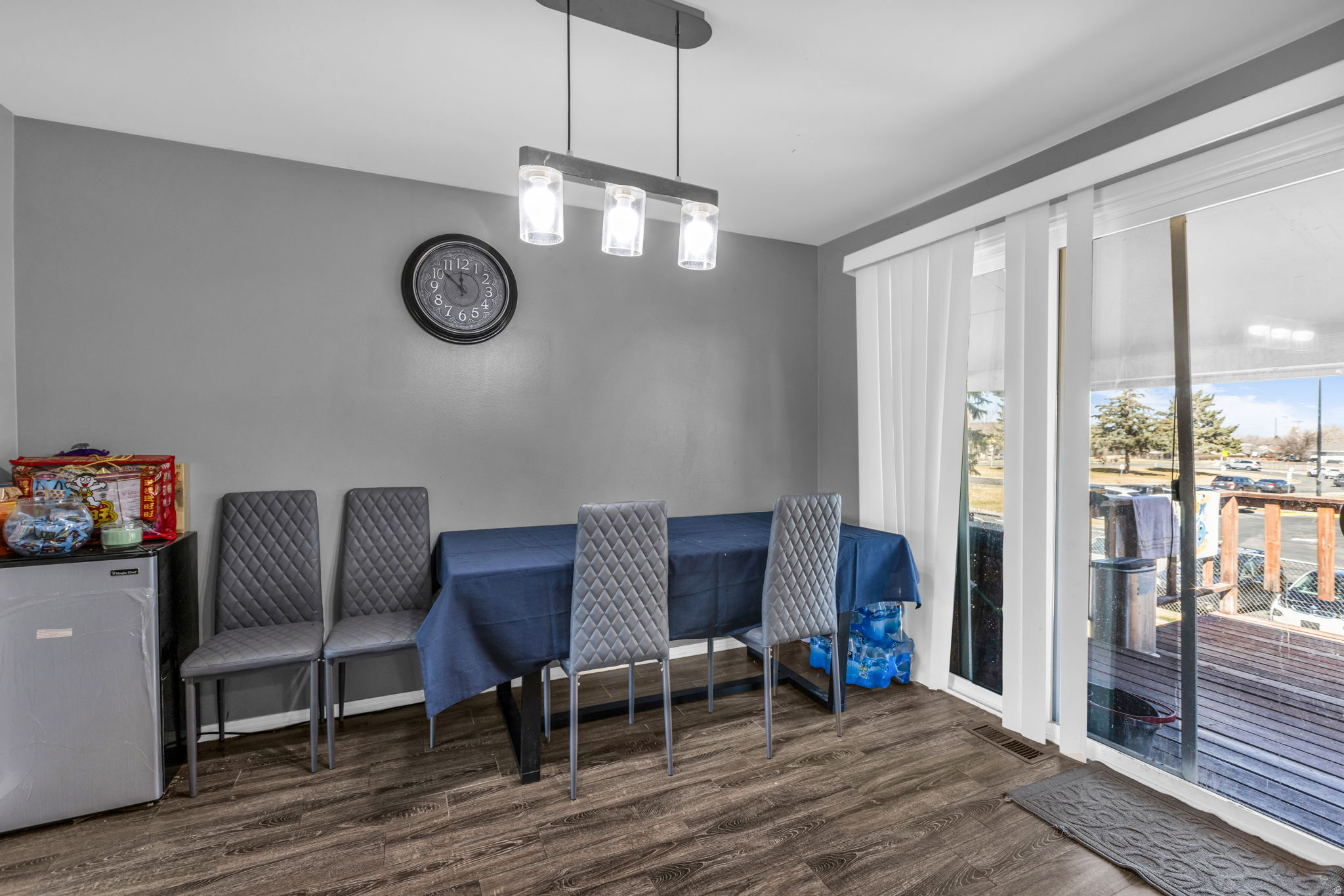 WOODLEDGE #3 - Residential