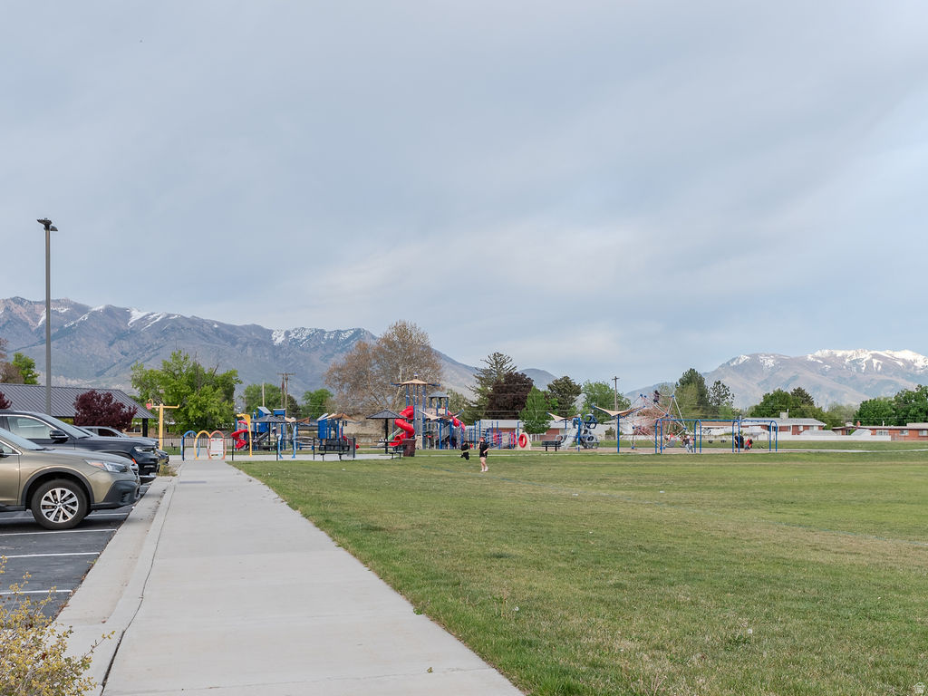 ROYAL VIEW SUBDIVISION # 3 - Residential