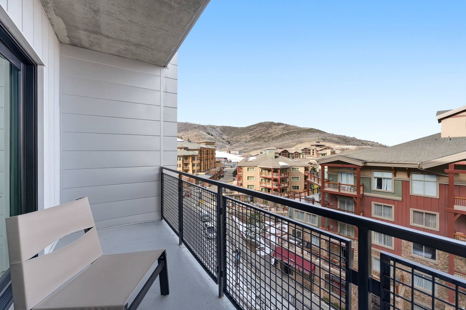 CANYONS VILLAGE - Residential