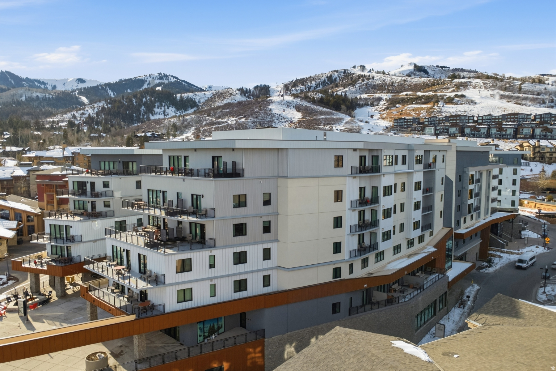 CANYONS VILLAGE - Residential