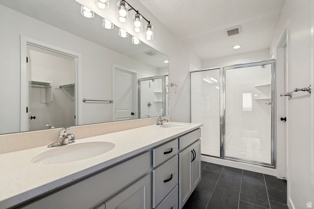 MEADOWBROOK - Residential
