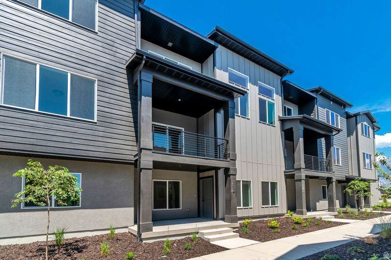 MEADOWBROOK - Residential